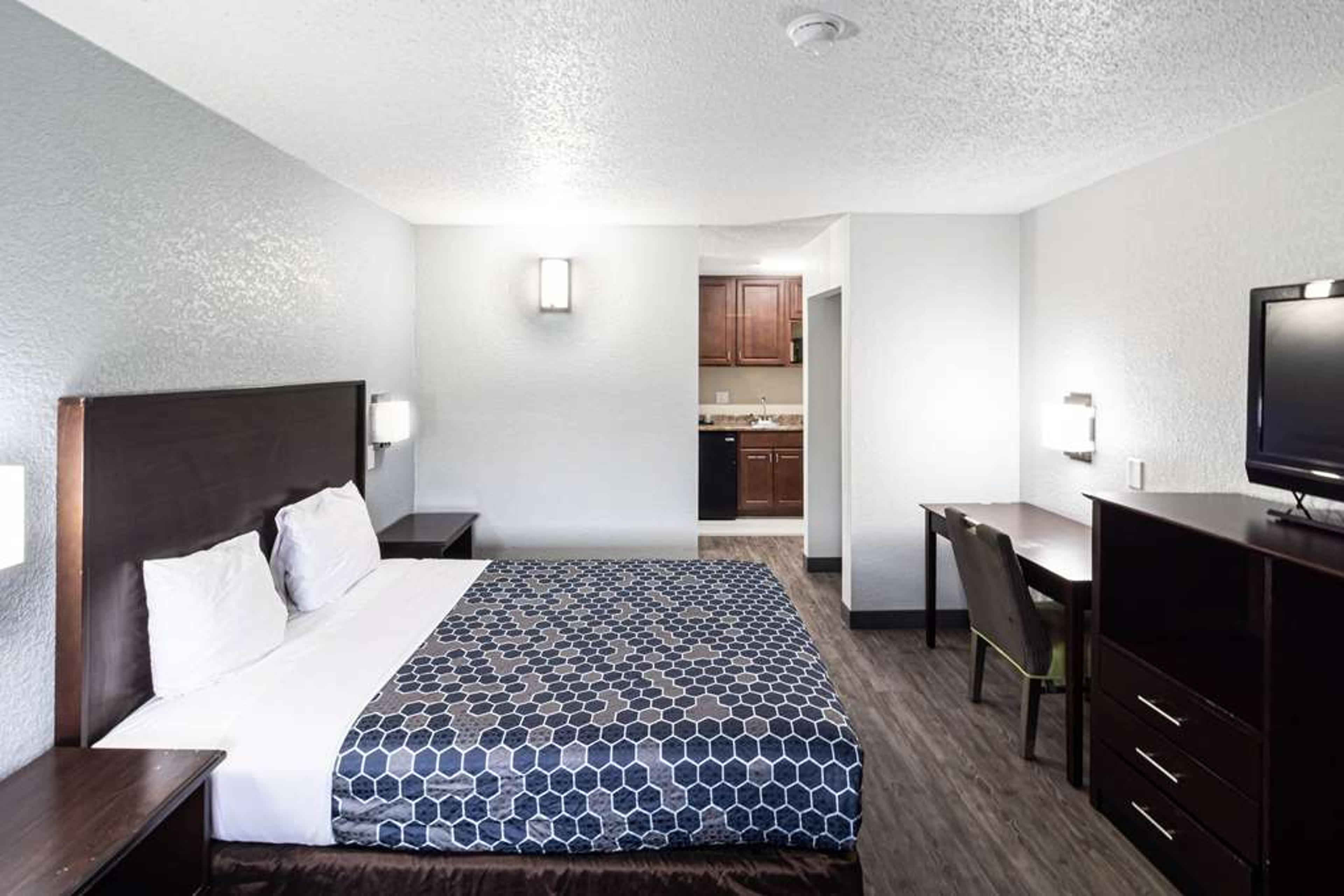 RODEWAY INN AT FORT LEE