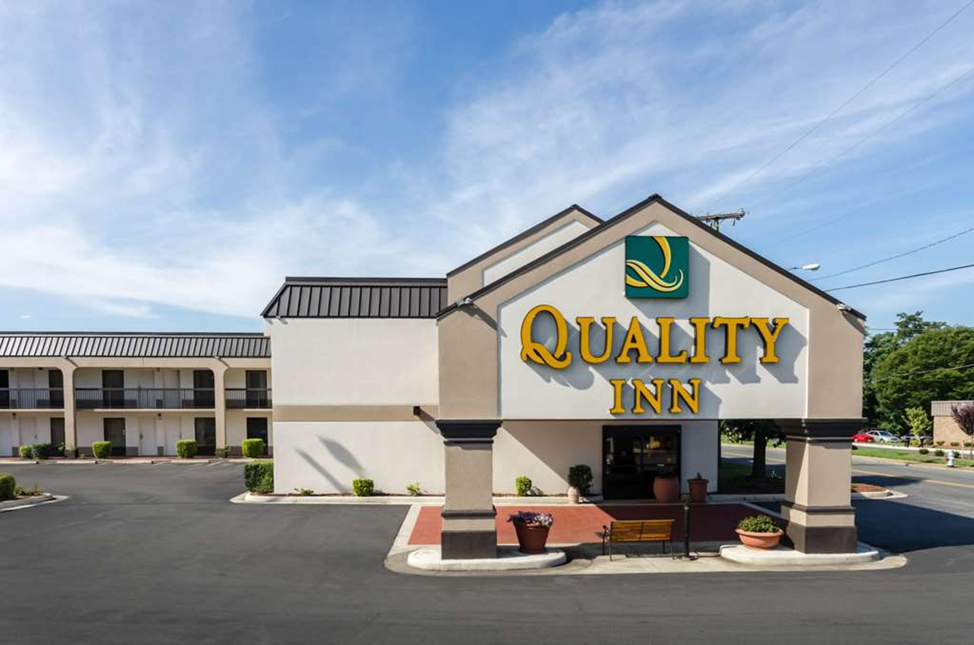 QUALITY INN LYNCHBURG NEAR UNIVERSI