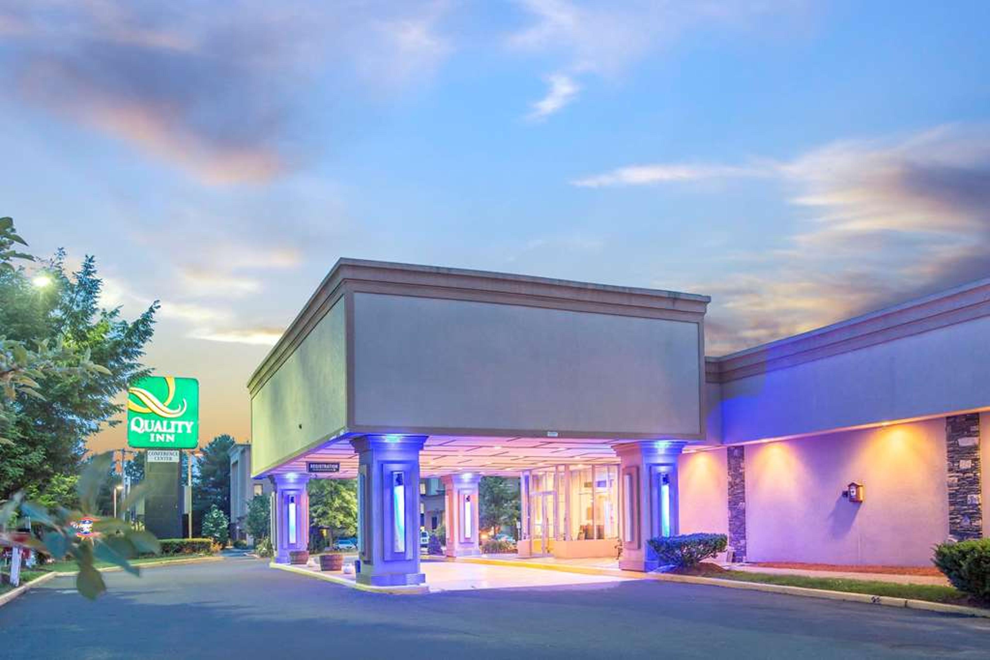 QUALITY INN & CONFERENCE CENTER