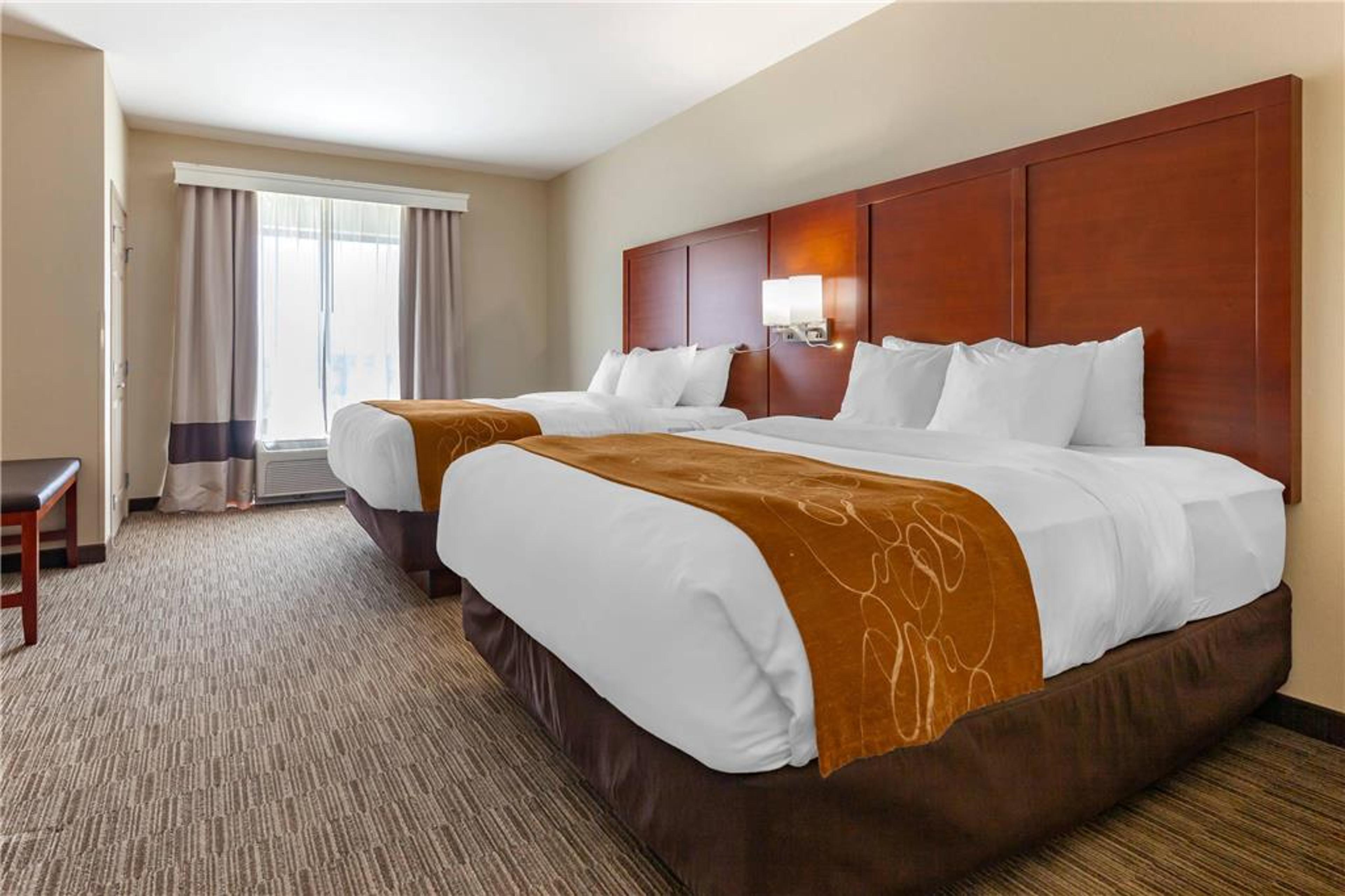 COMFORT SUITES