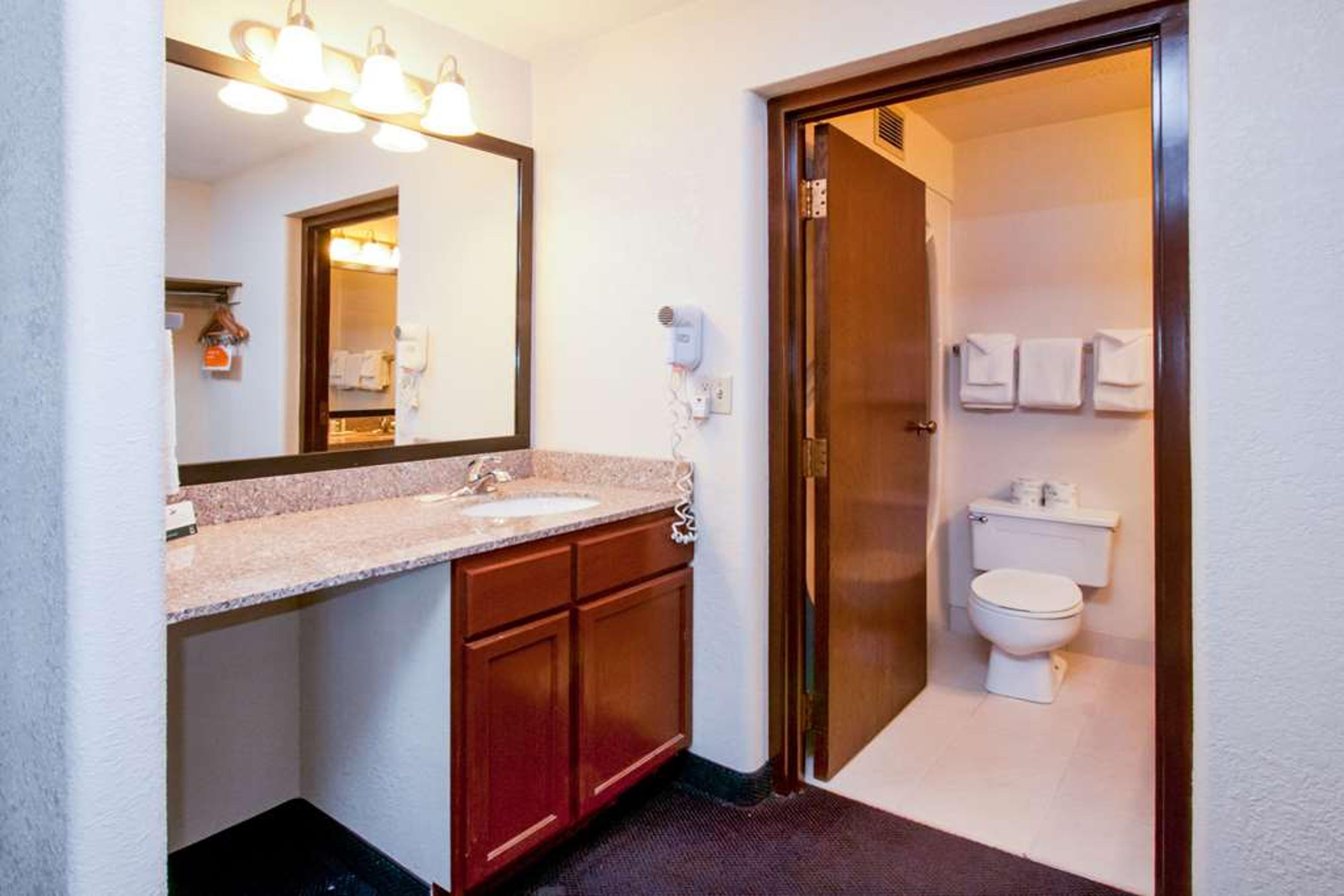 QUALITY INN STADIUM AREA GREEN BAY