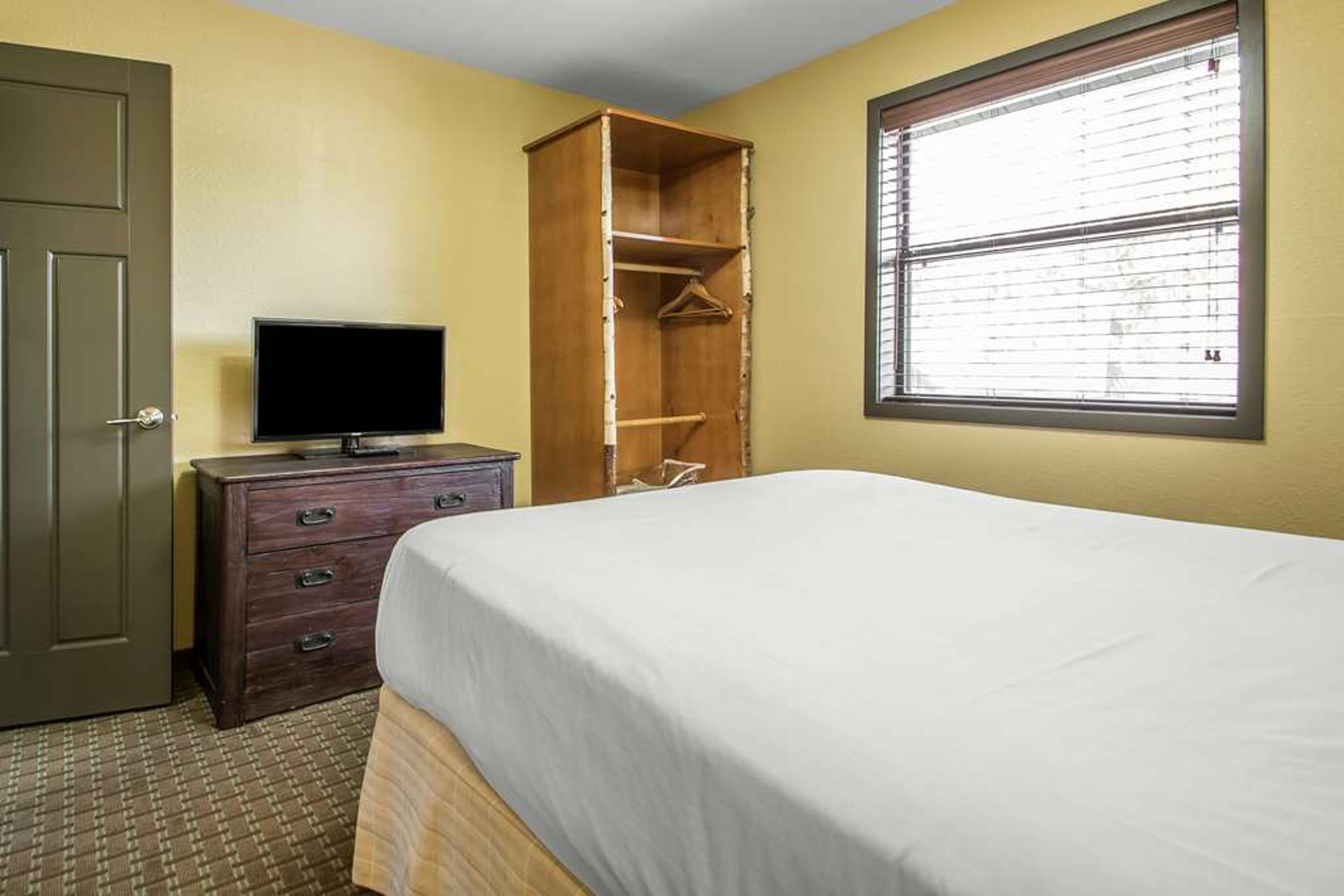 BLUEGREEN VACATIONS CHRISTMAS MOUNT