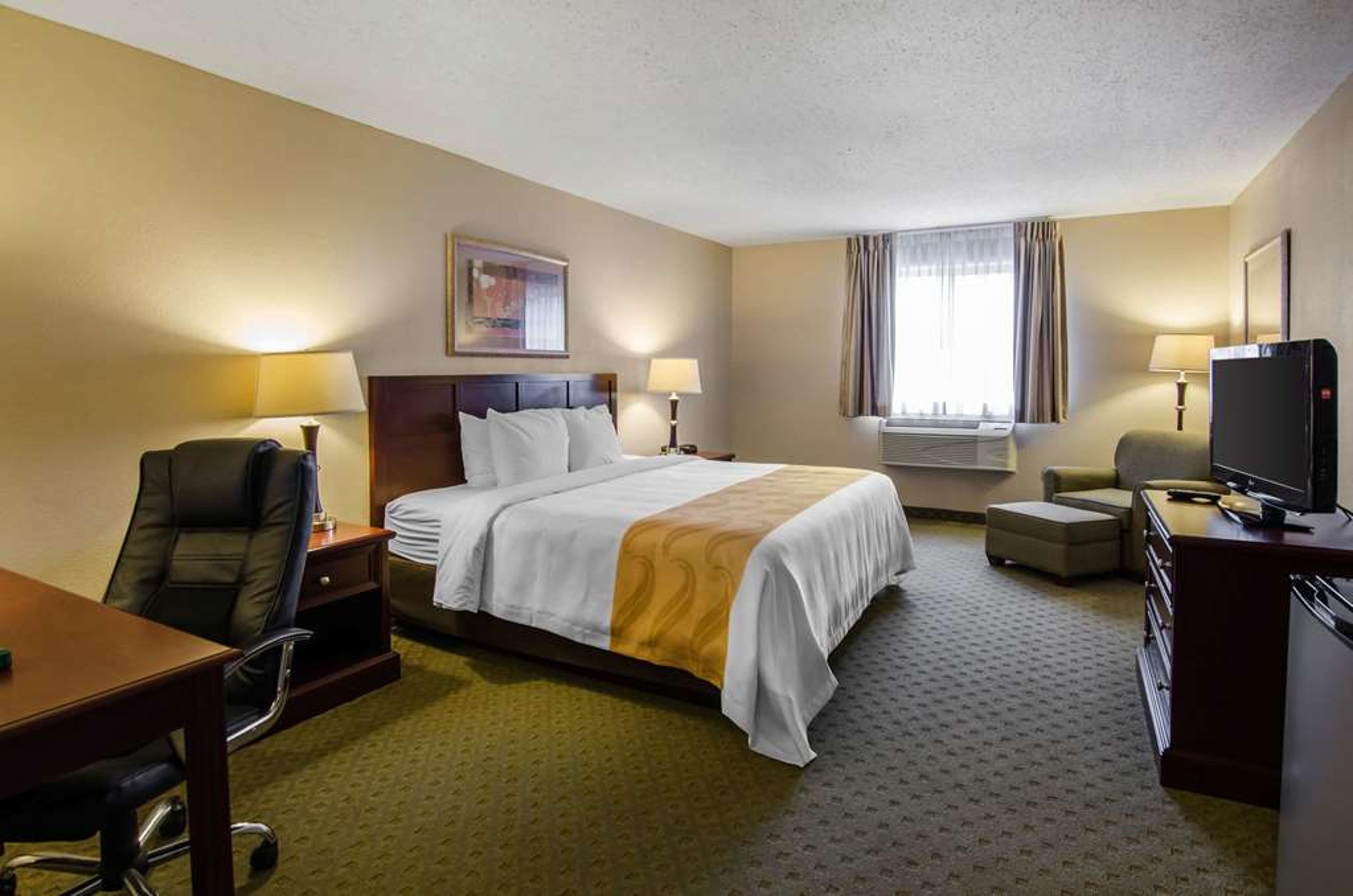 QUALITY INN SUMMERSVILLE NEW RIVER