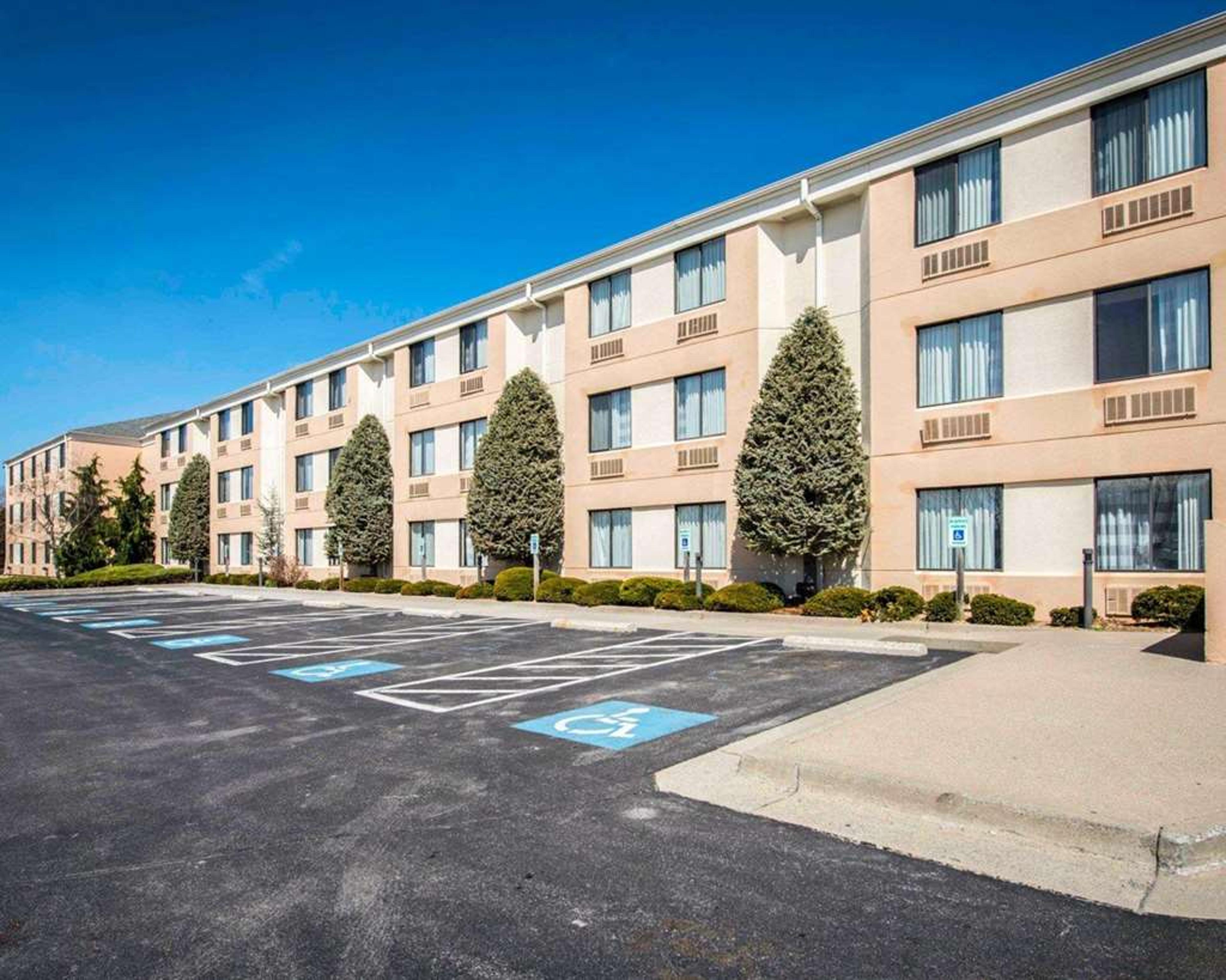 SLEEP INN AND SUITES PRINCETON I-77