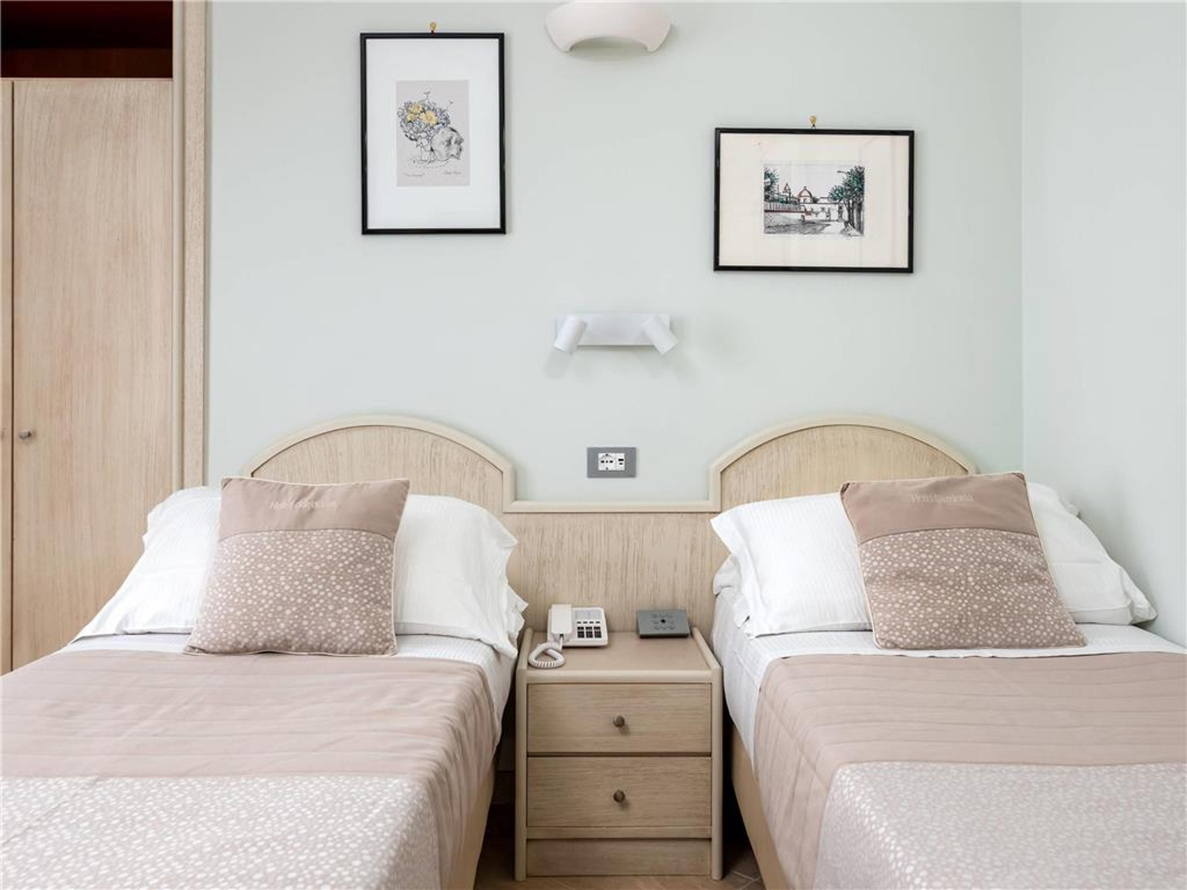 GARDENIA SORRENTO COAST ASCEND HOTE