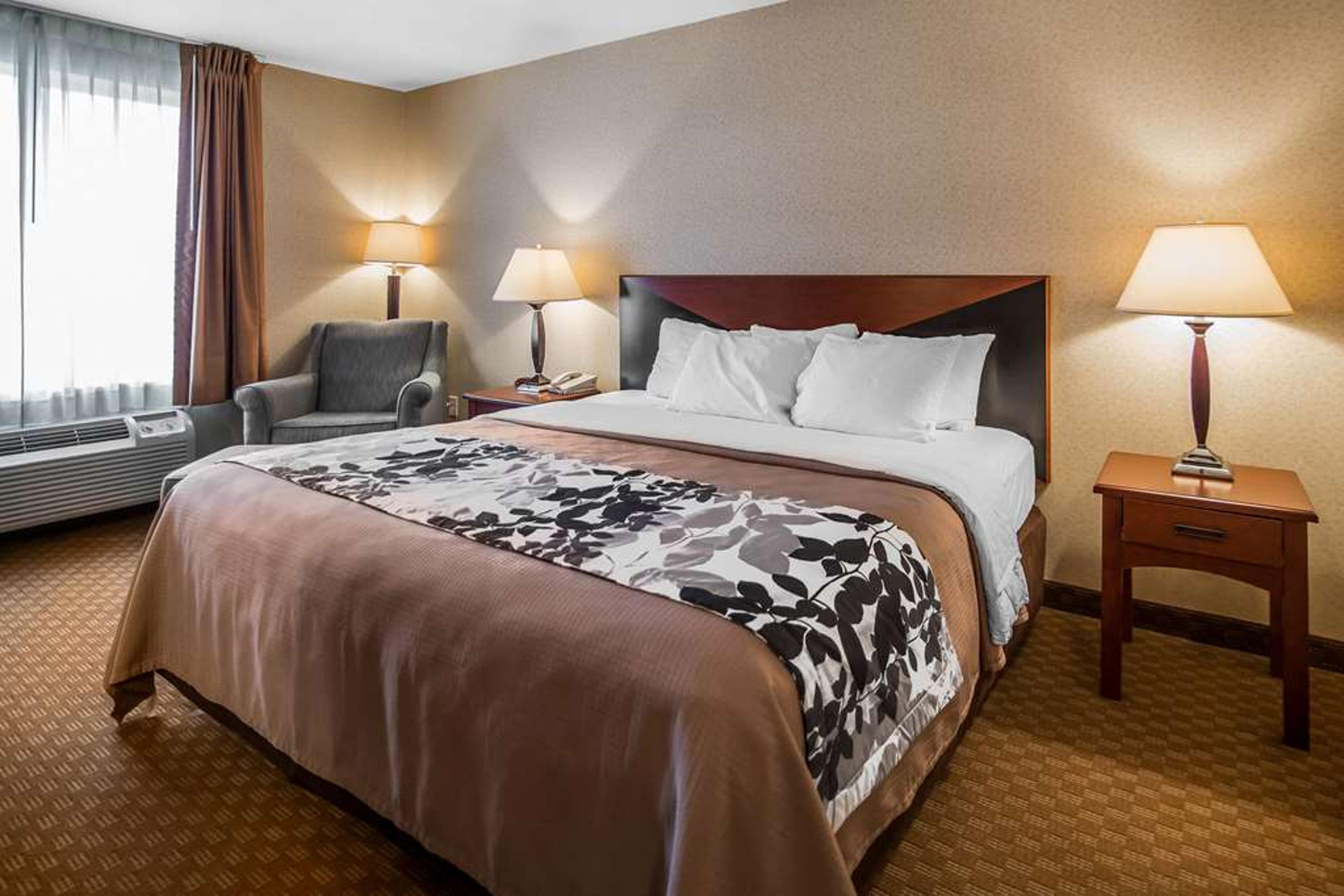 RODEWAY INN AND SUITES SALINA SOUTH