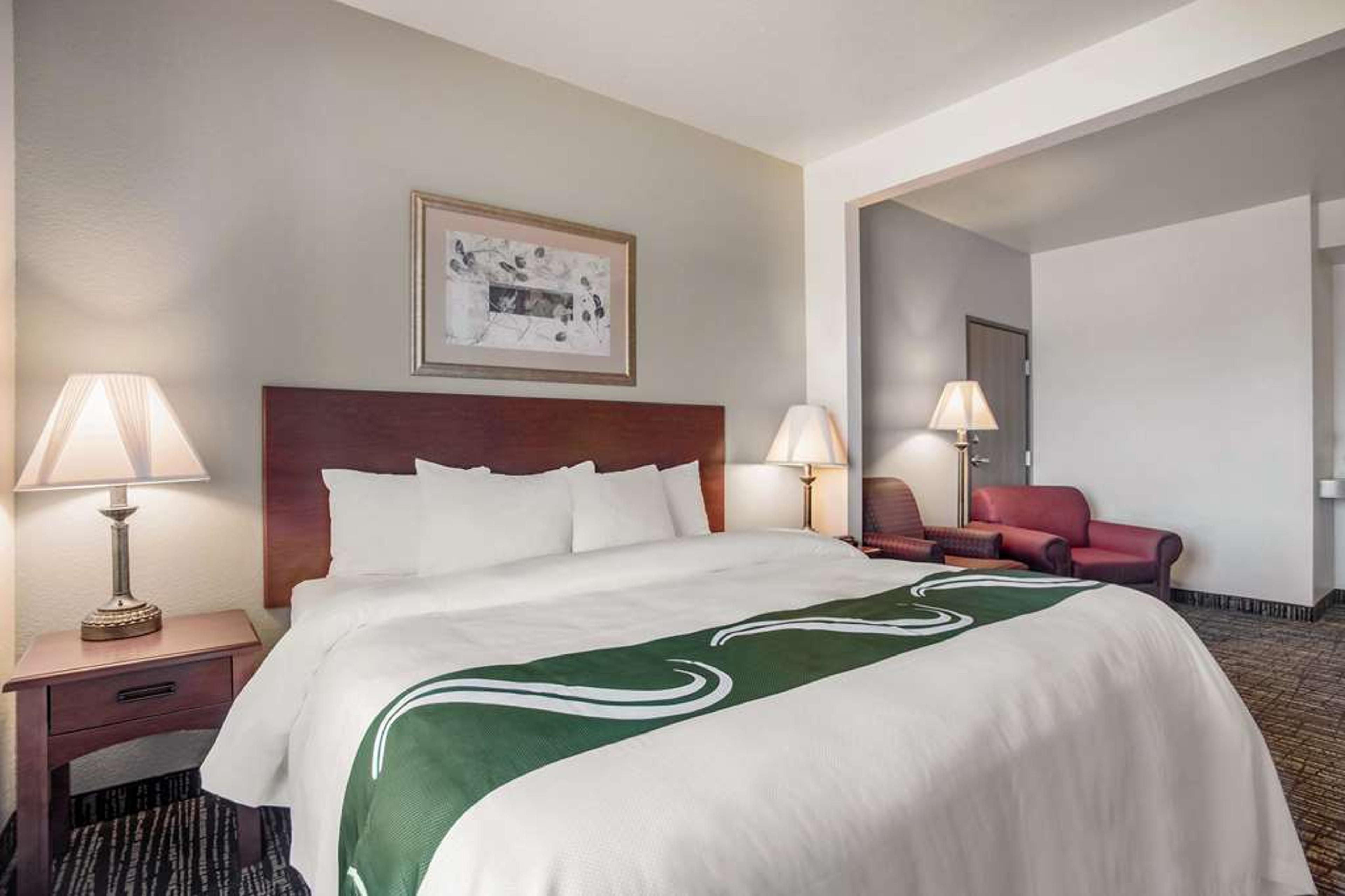 QUALITY INN PARSONS NORTH