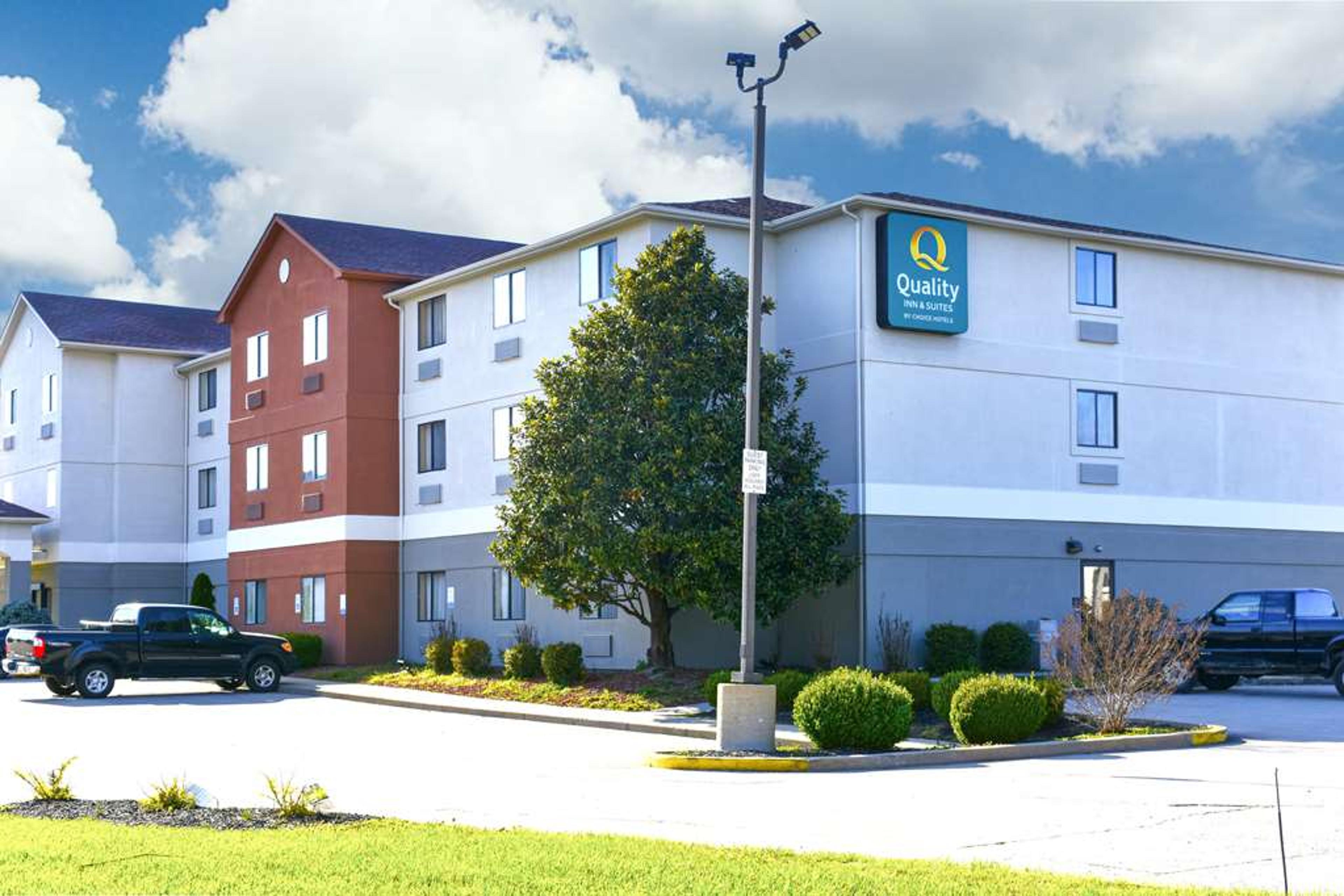 QUALITY INN AND SUITES BROOKS LOUIS