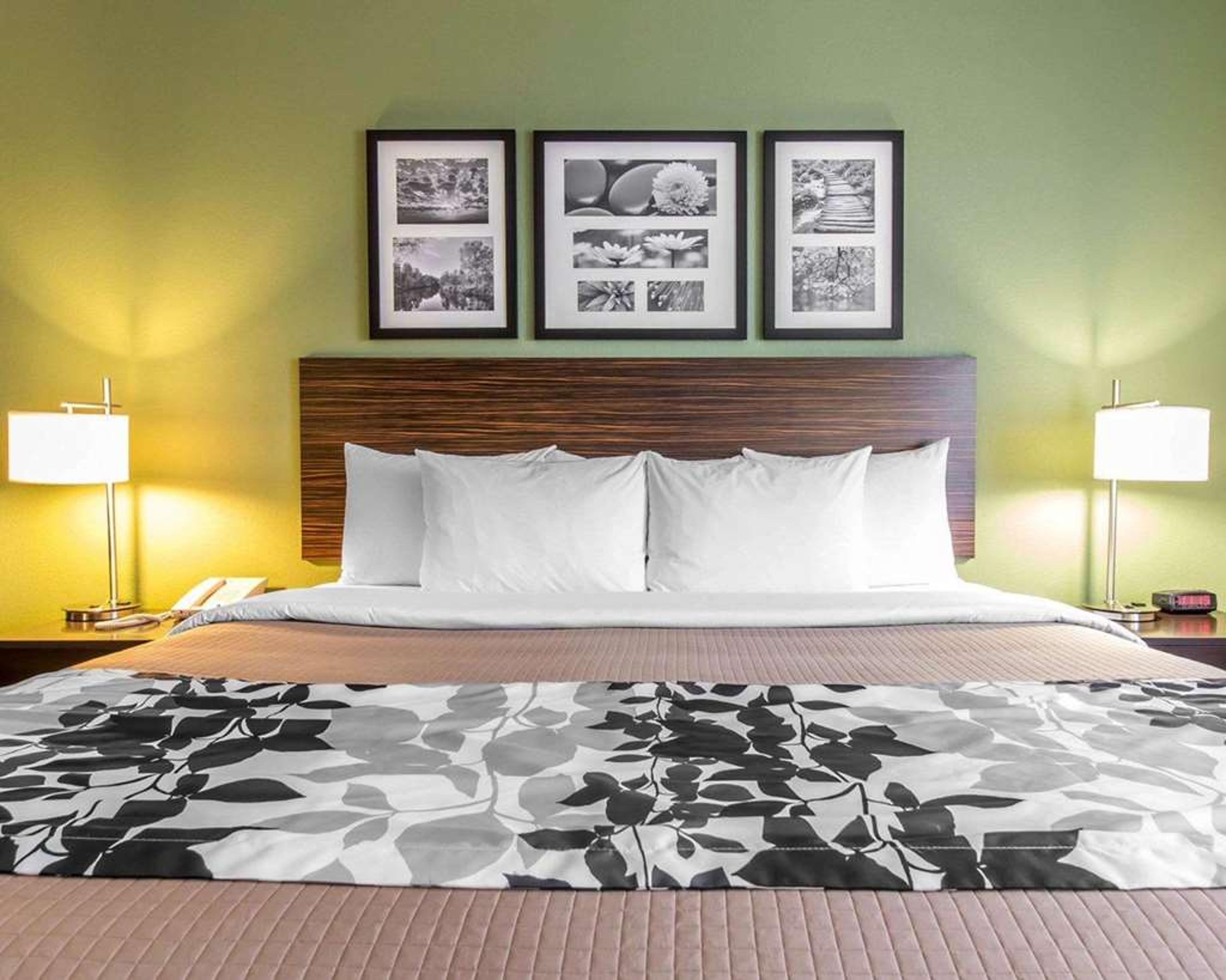 SLEEP INN & SUITES