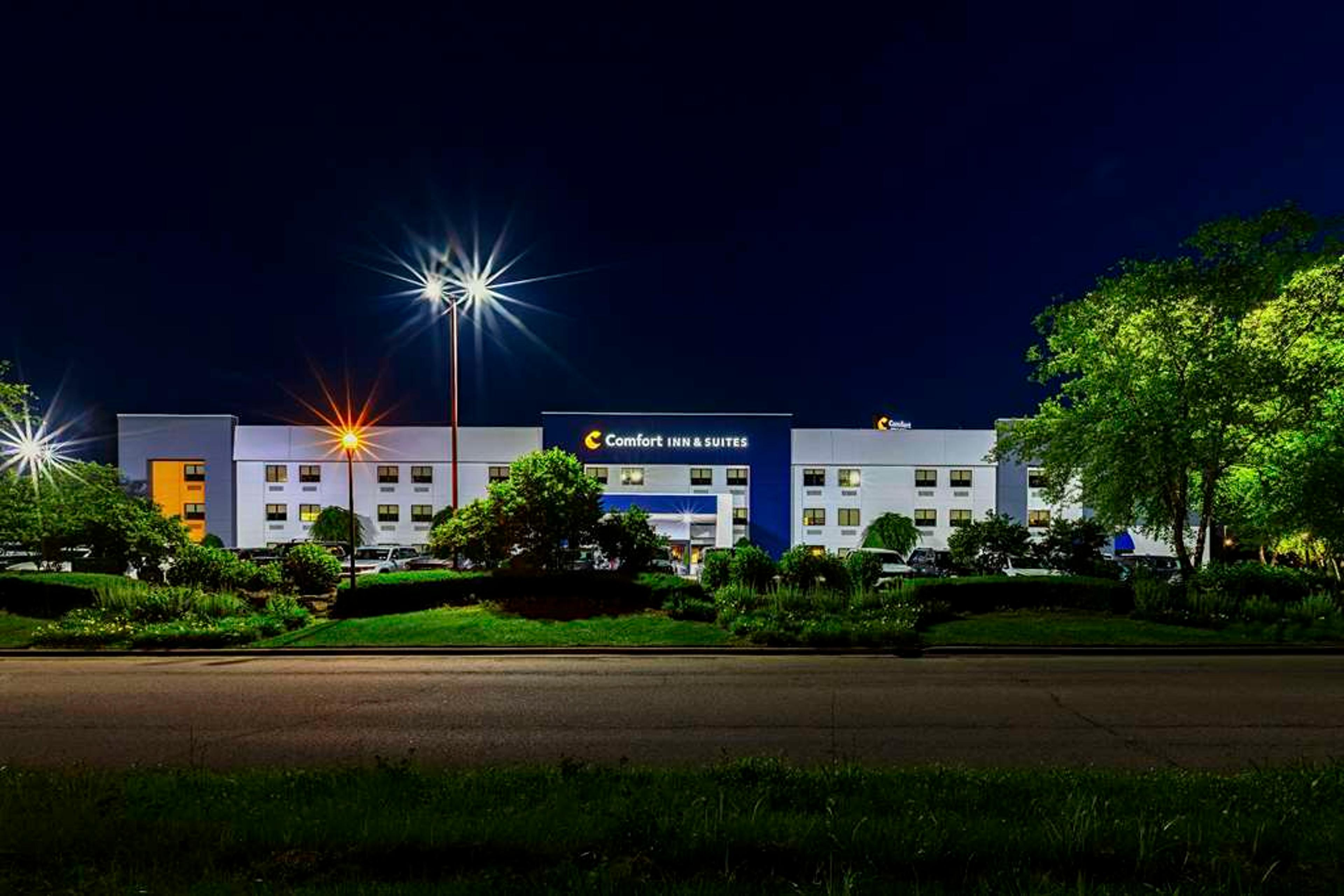 COMFORT INN SHEPHERDSVILLE - LOUISV