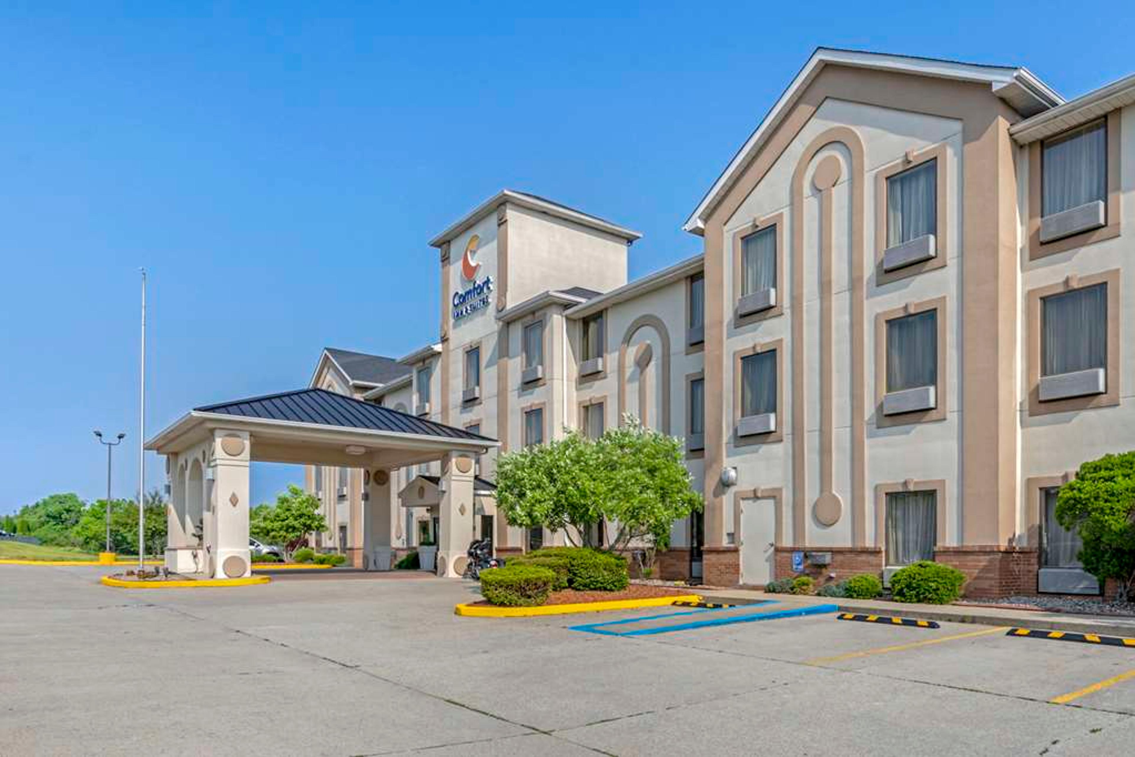 COMFORT INN AND SUITES LA GRANGE