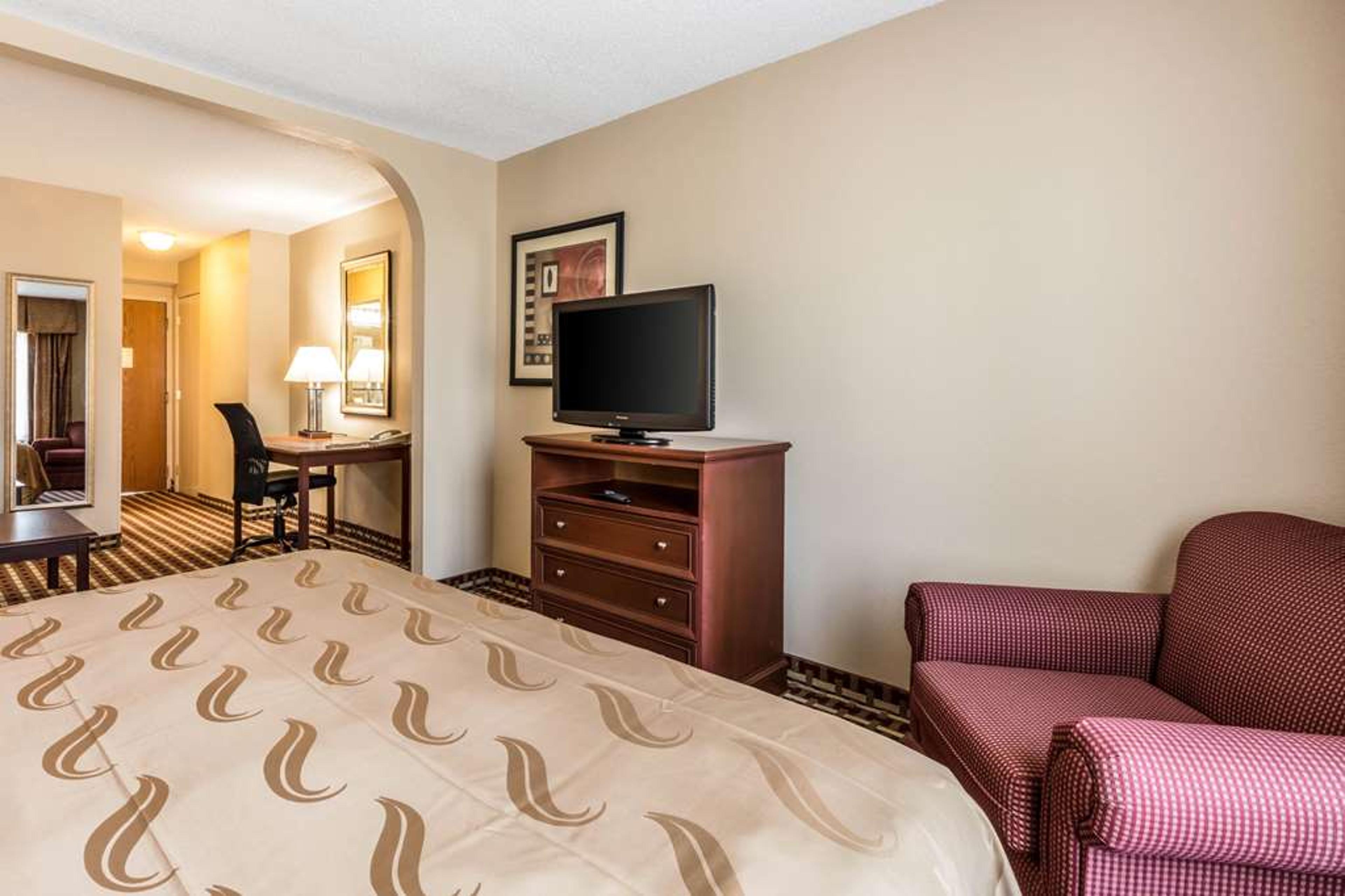 QUALITY SUITES PADUCAH
