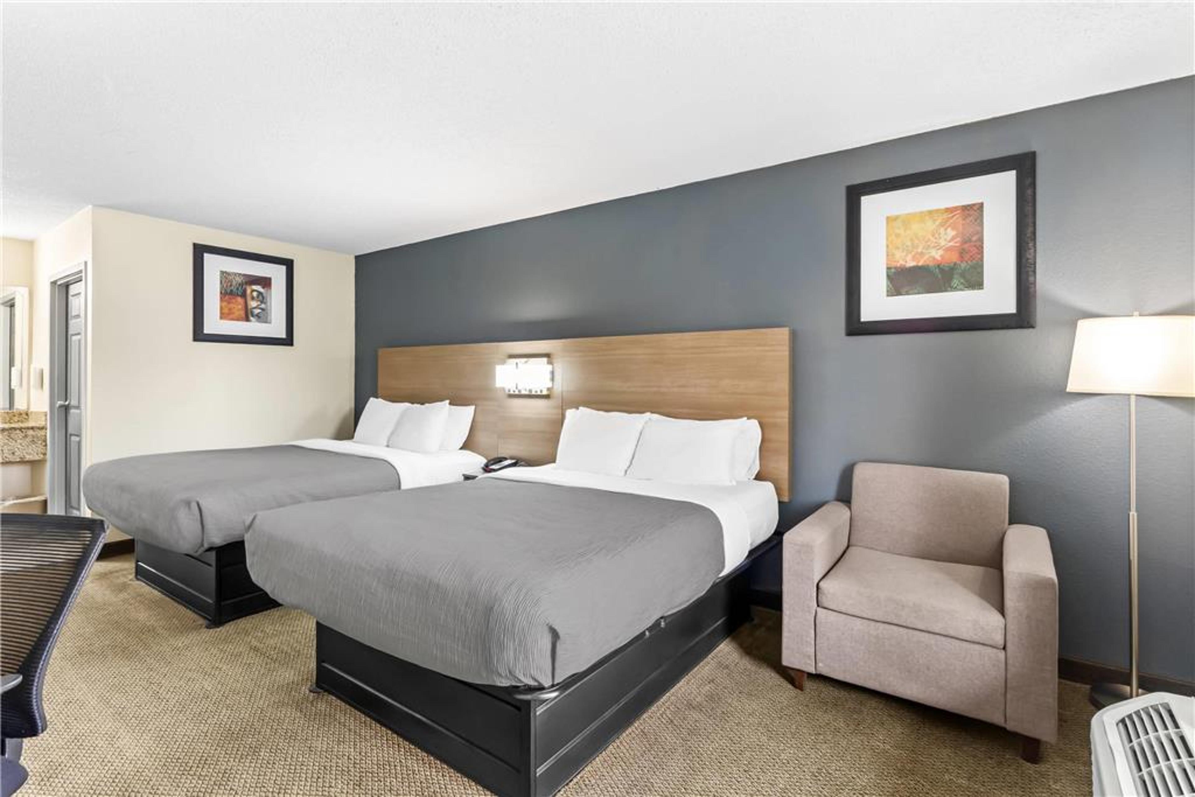 QUALITY INN FORT CAMPBELL