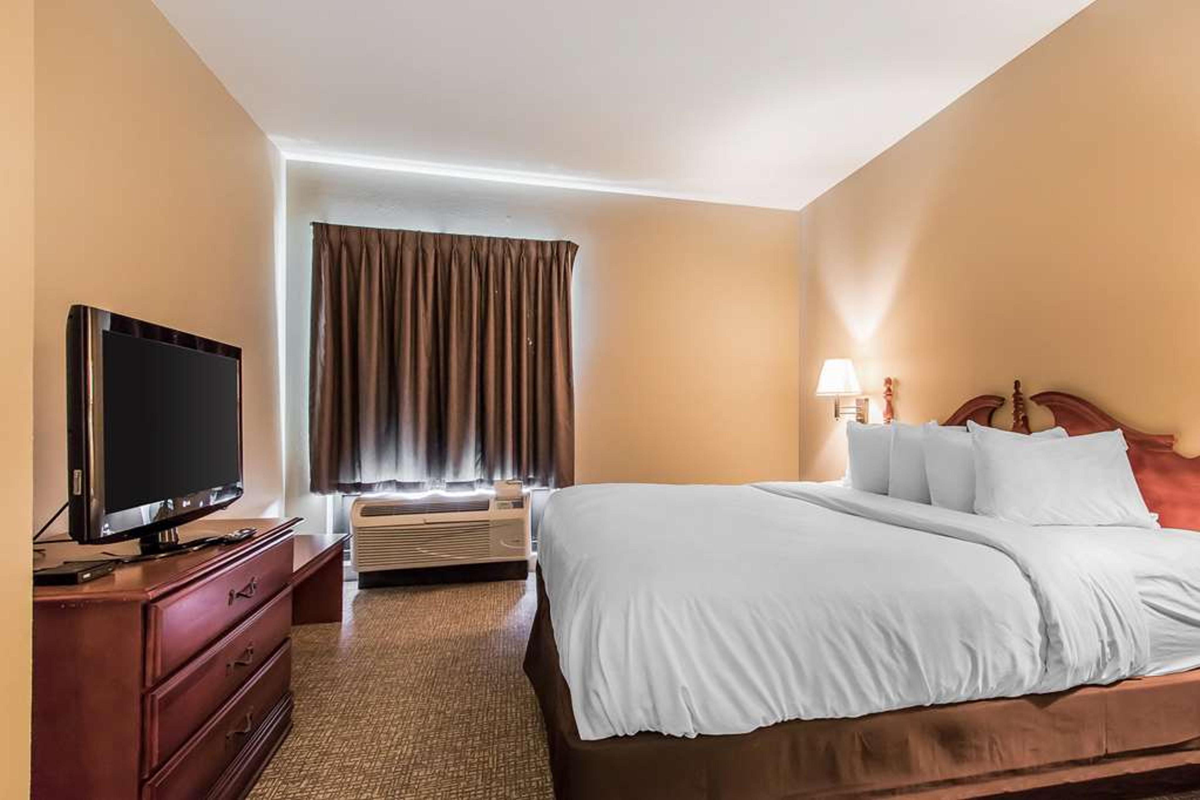 QUALITY SUITES NEW IBERIA