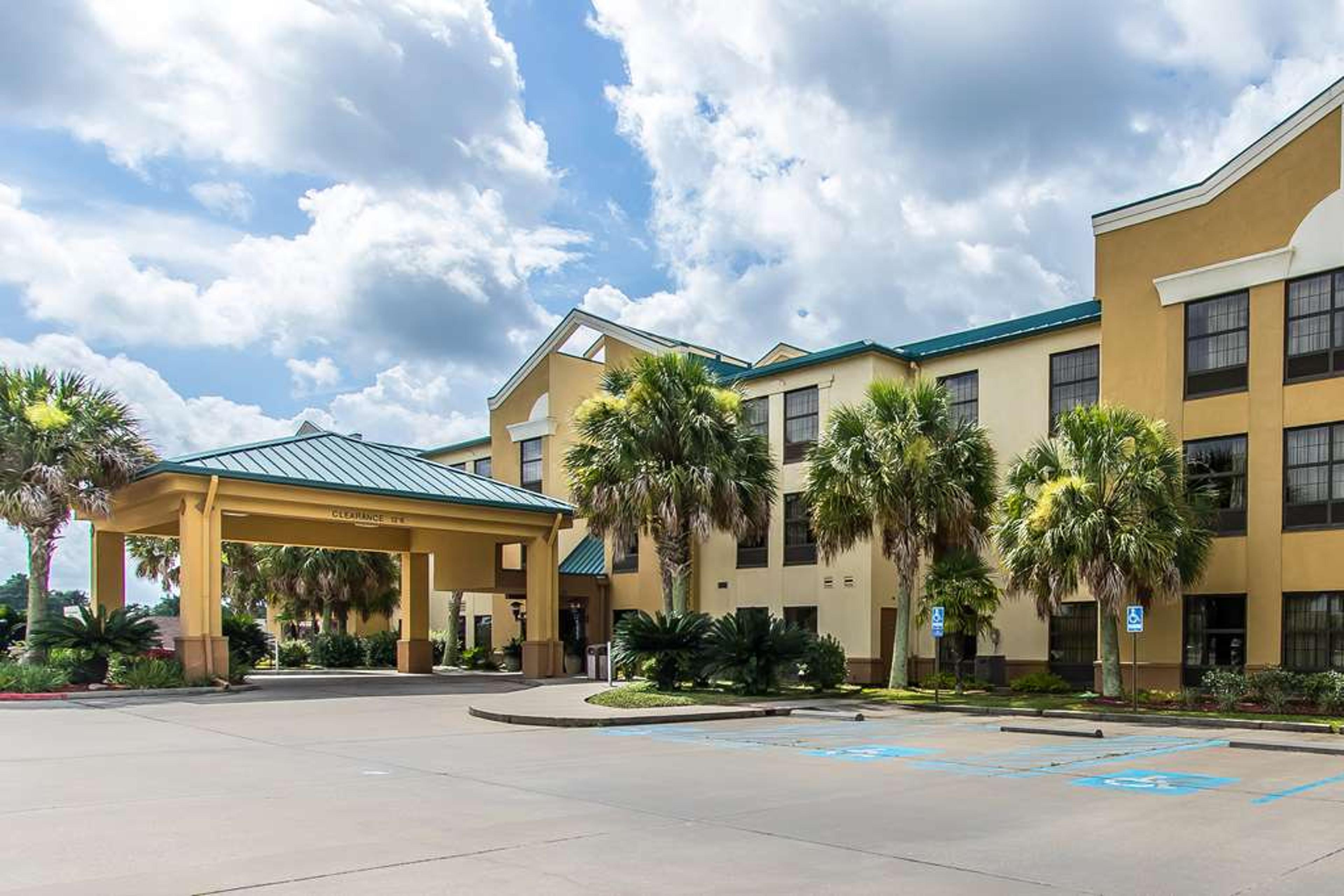 QUALITY SUITES NEW IBERIA