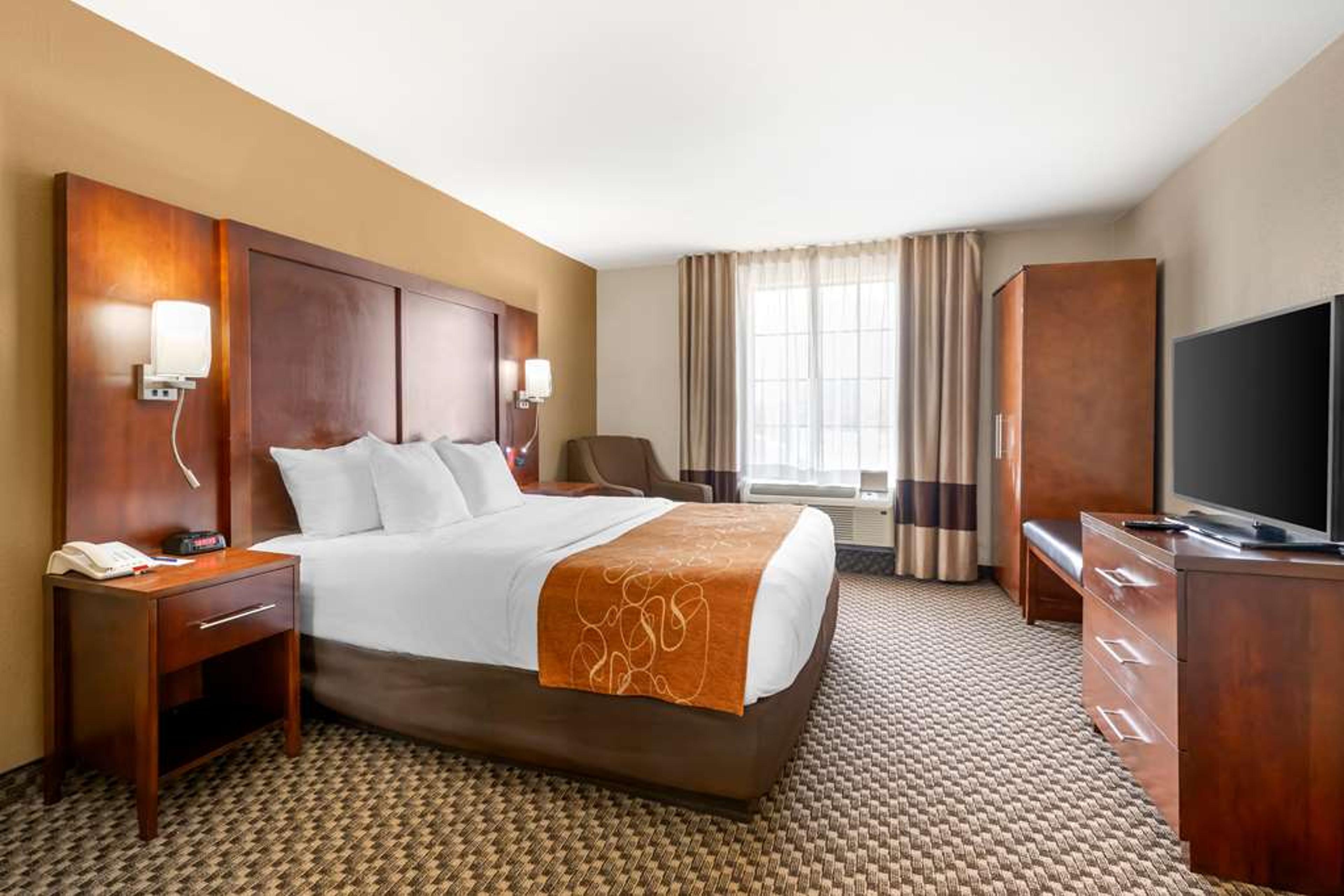 COMFORT SUITES PORT ALLEN - BATON R