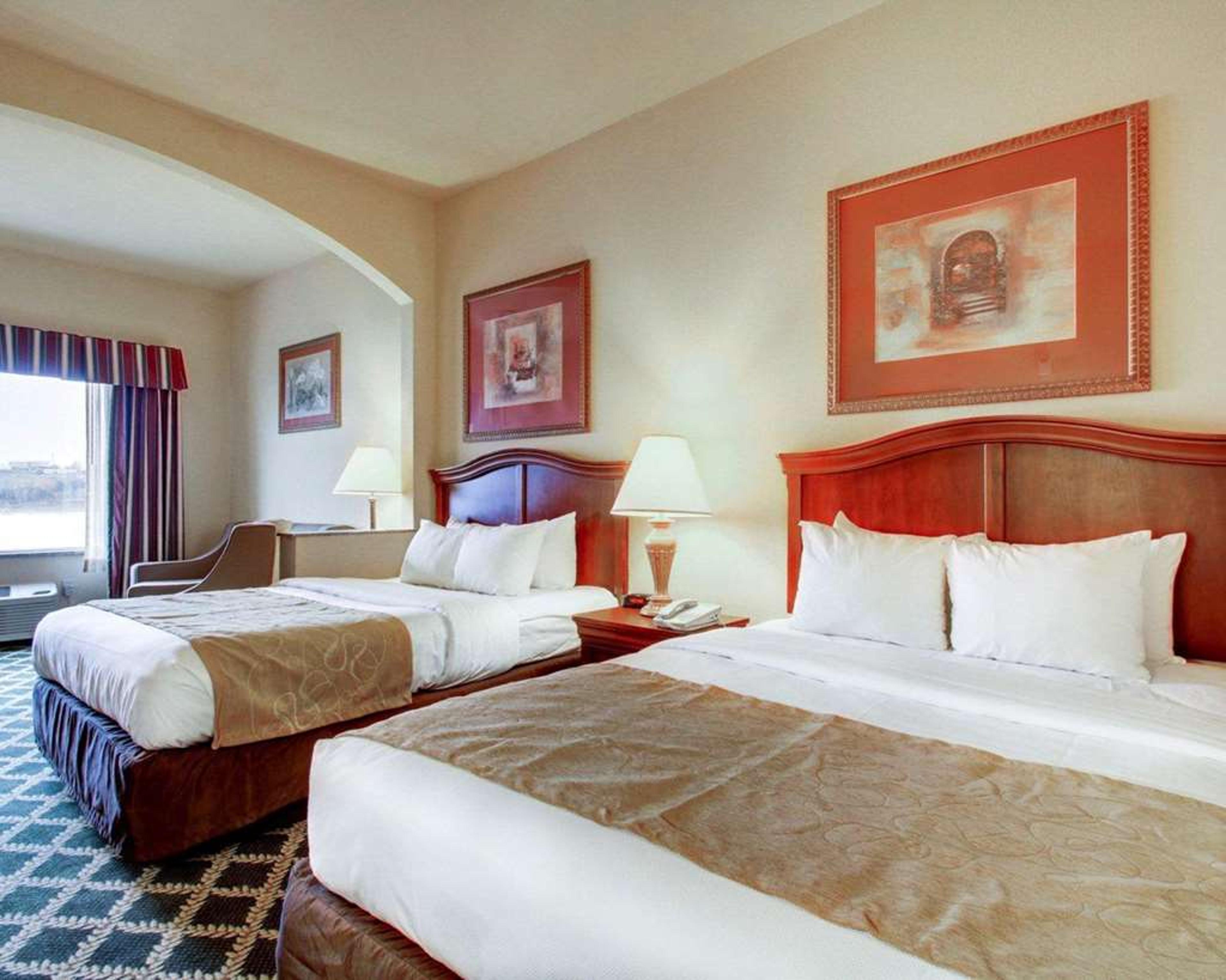 CLARION SUITES VIDALIA
