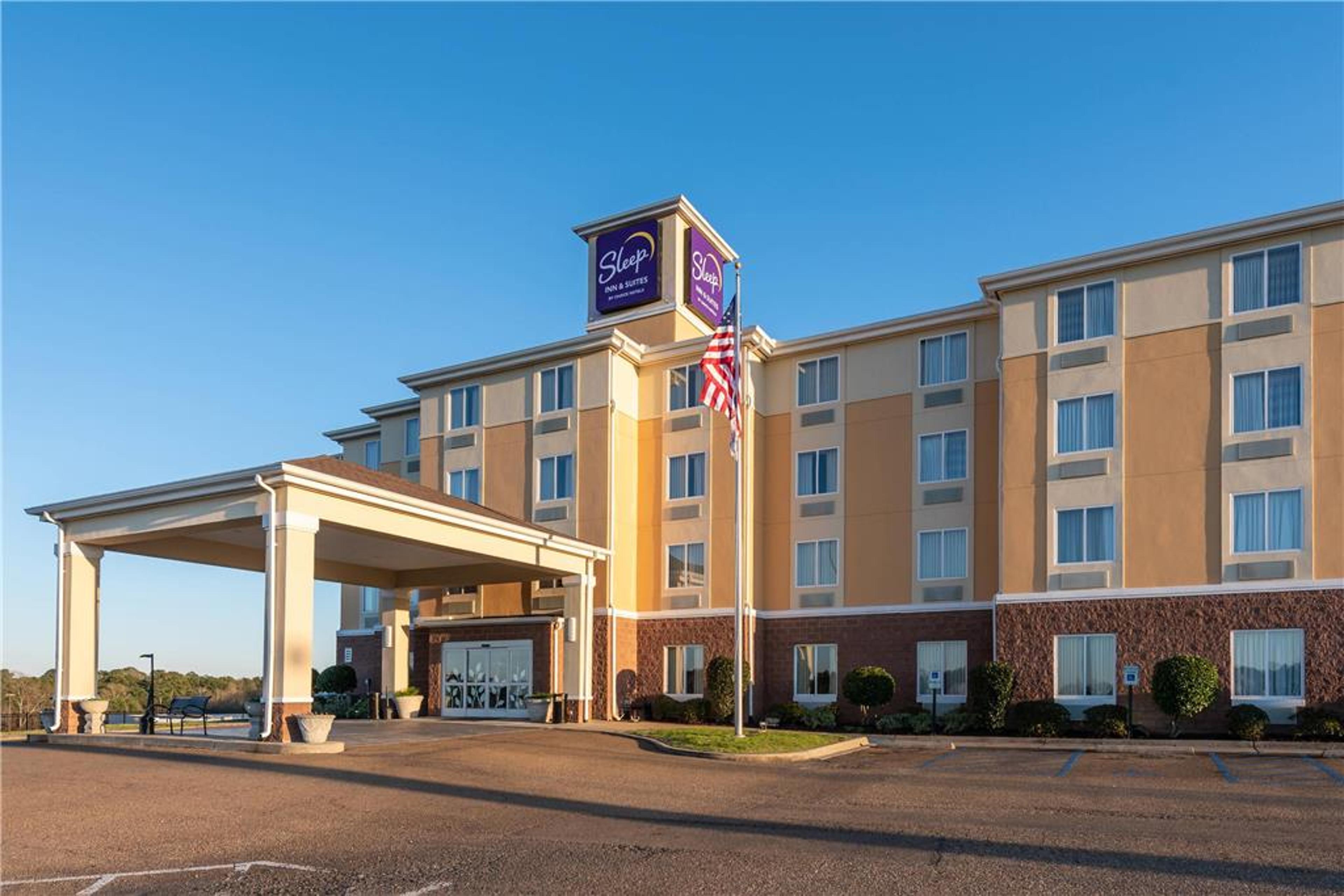 SLEEP INN AND SUITES RUSTON NEAR UN
