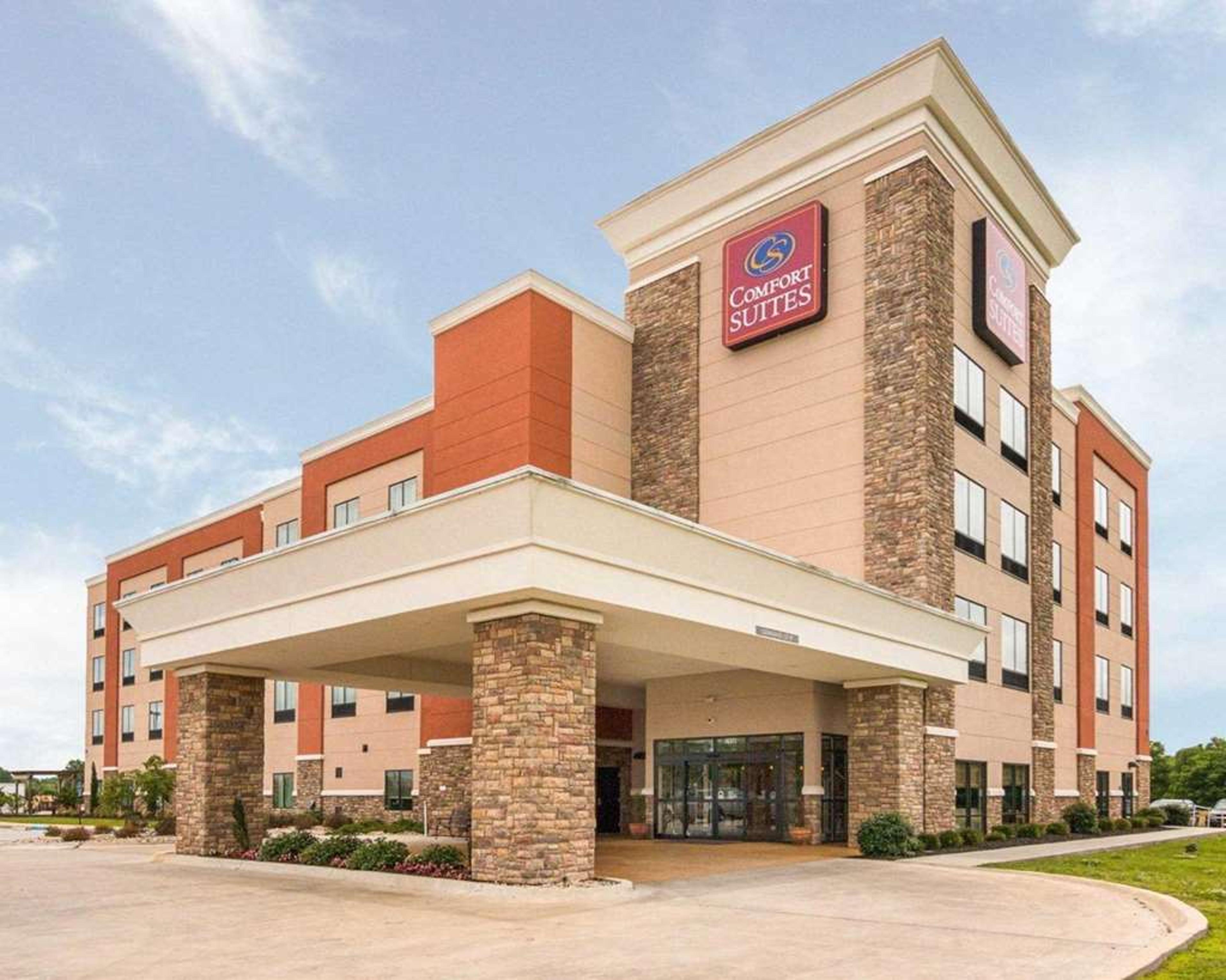 COMFORT SUITES BOSSIER CITY - SHREV