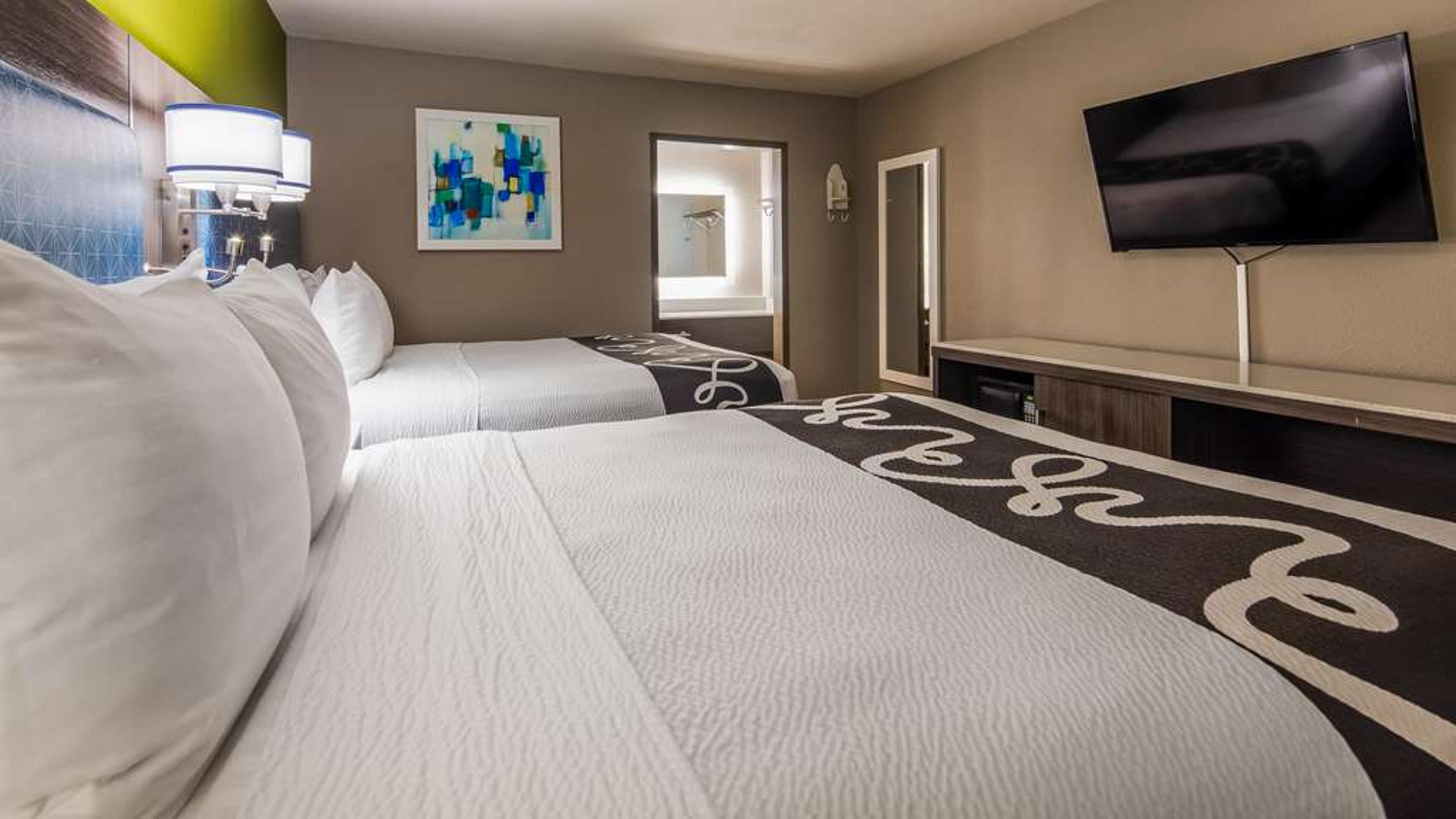 SureStay Plus by Best Western Point Richmond
