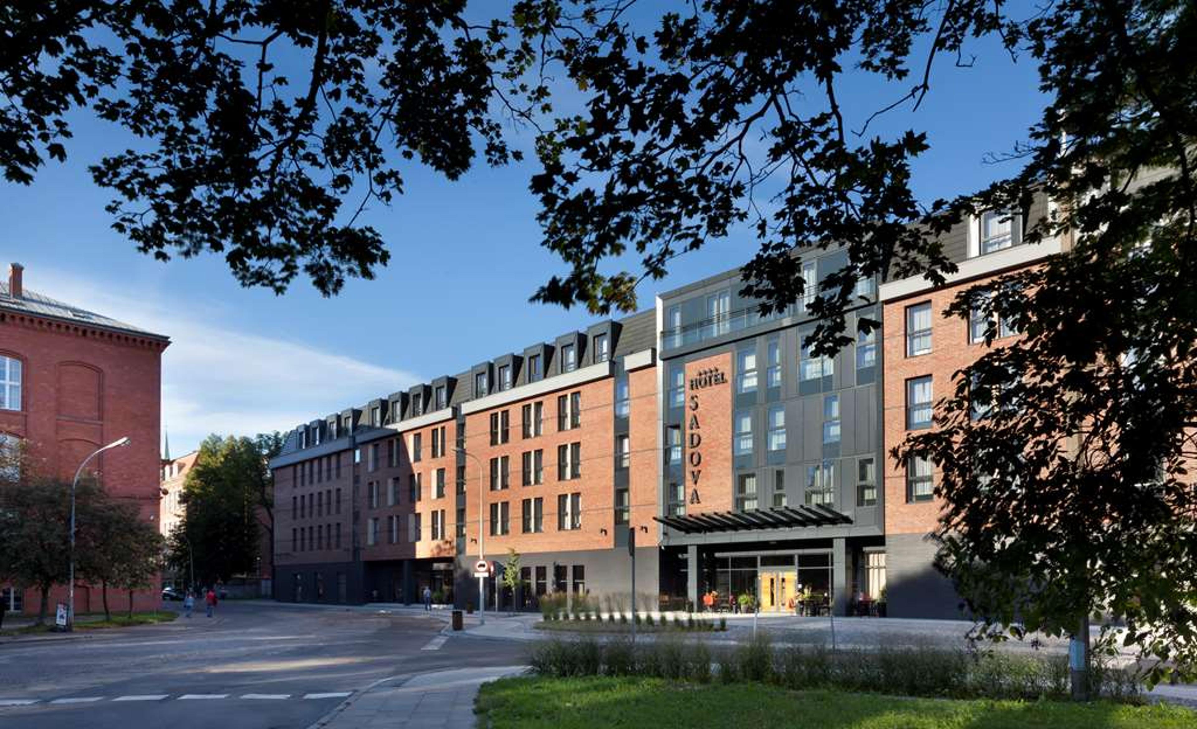 HOTEL SADOVA
