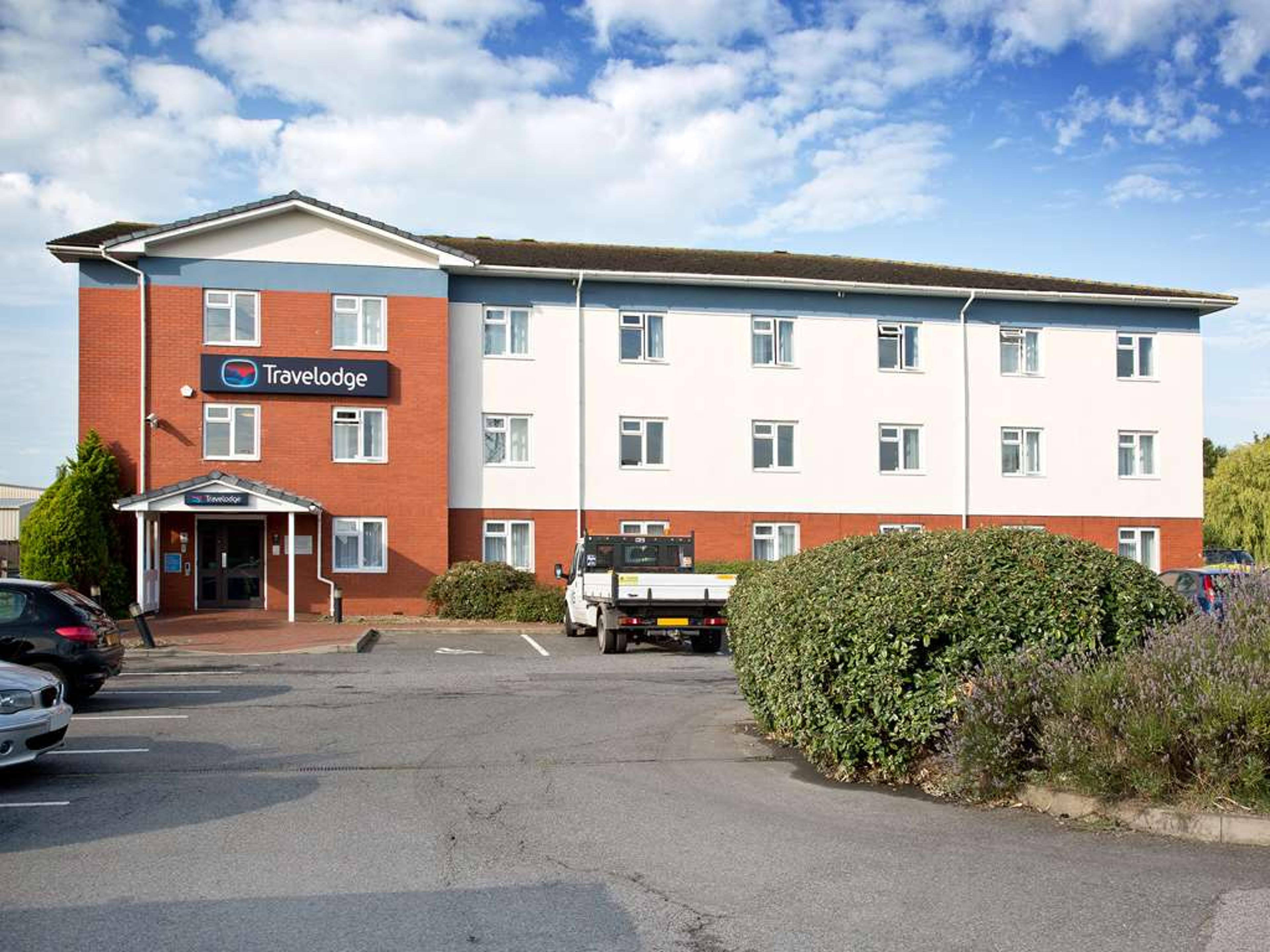 TLODGE EASTBOURNE WILLINGDON DROVE