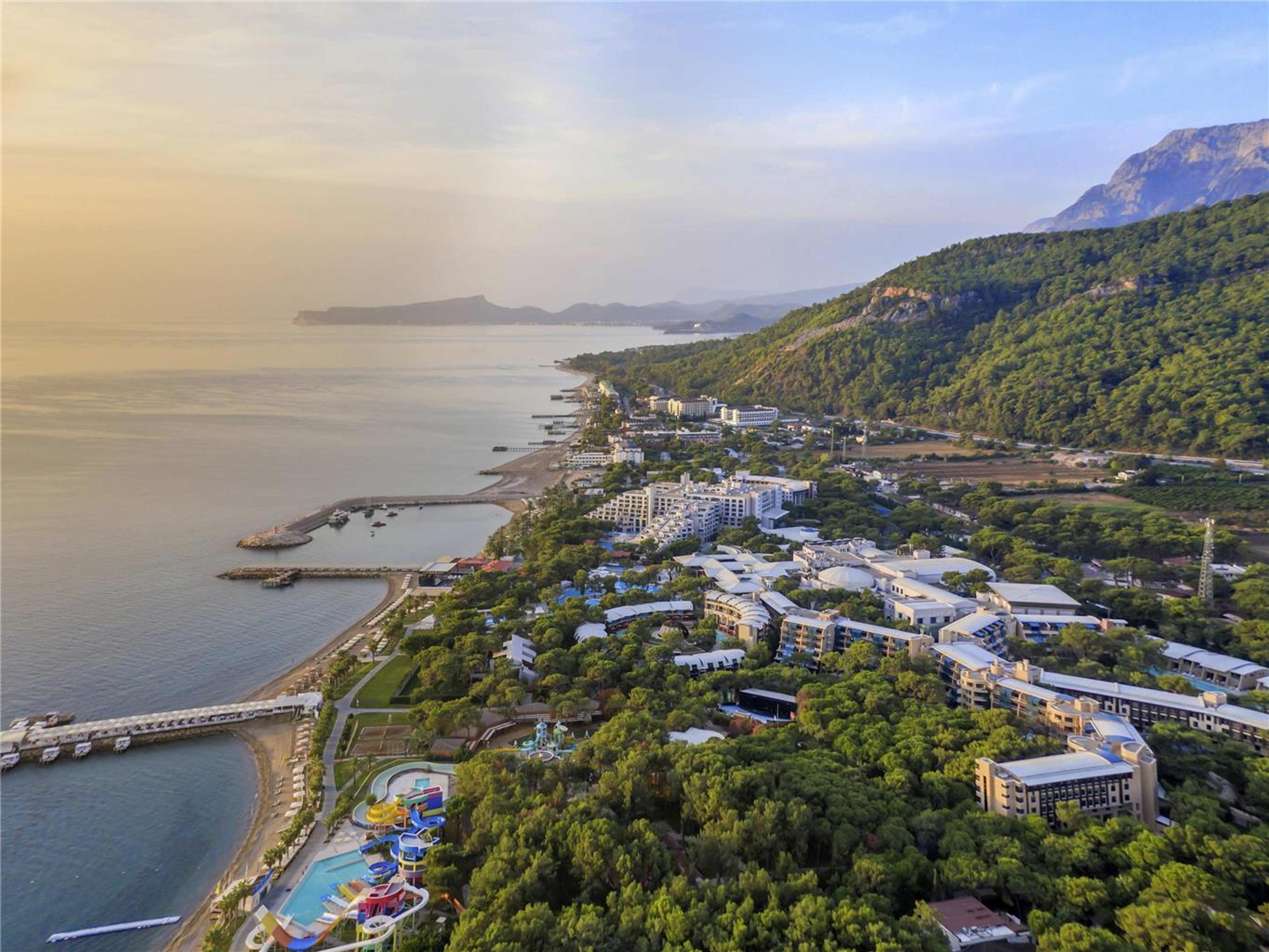 Rixos Sungate - The Land Of Legends Access