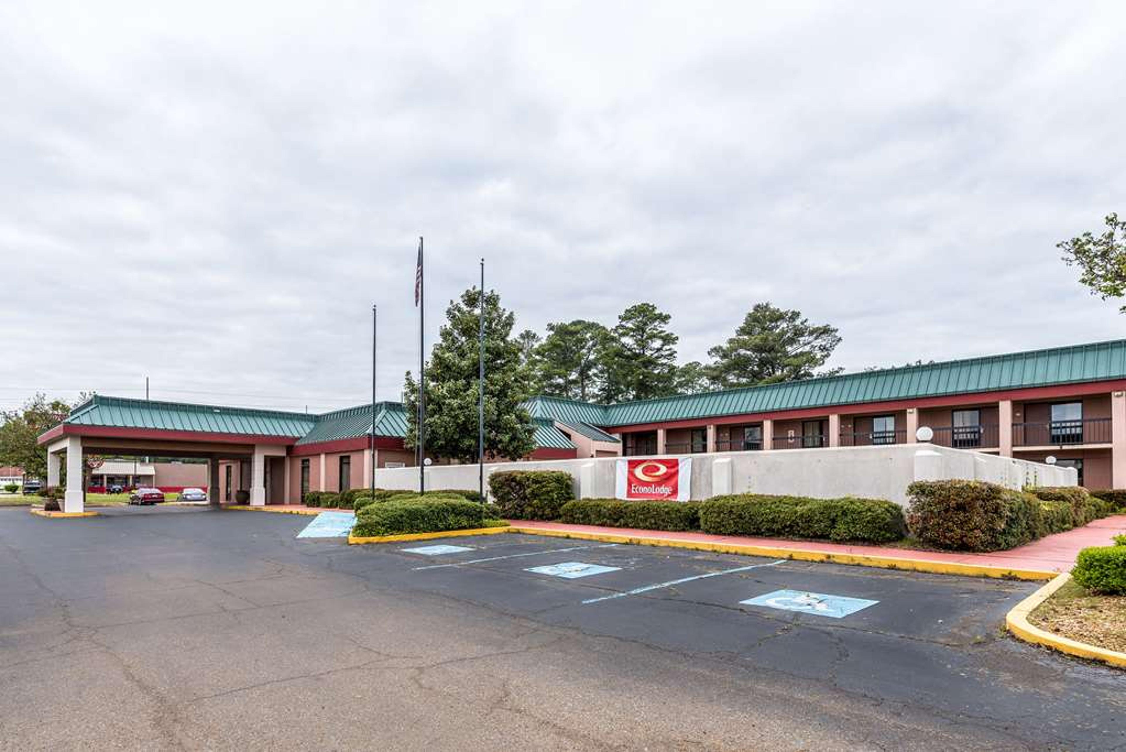 ECONO LODGE COLUMBUS NEAR AIRPORT
