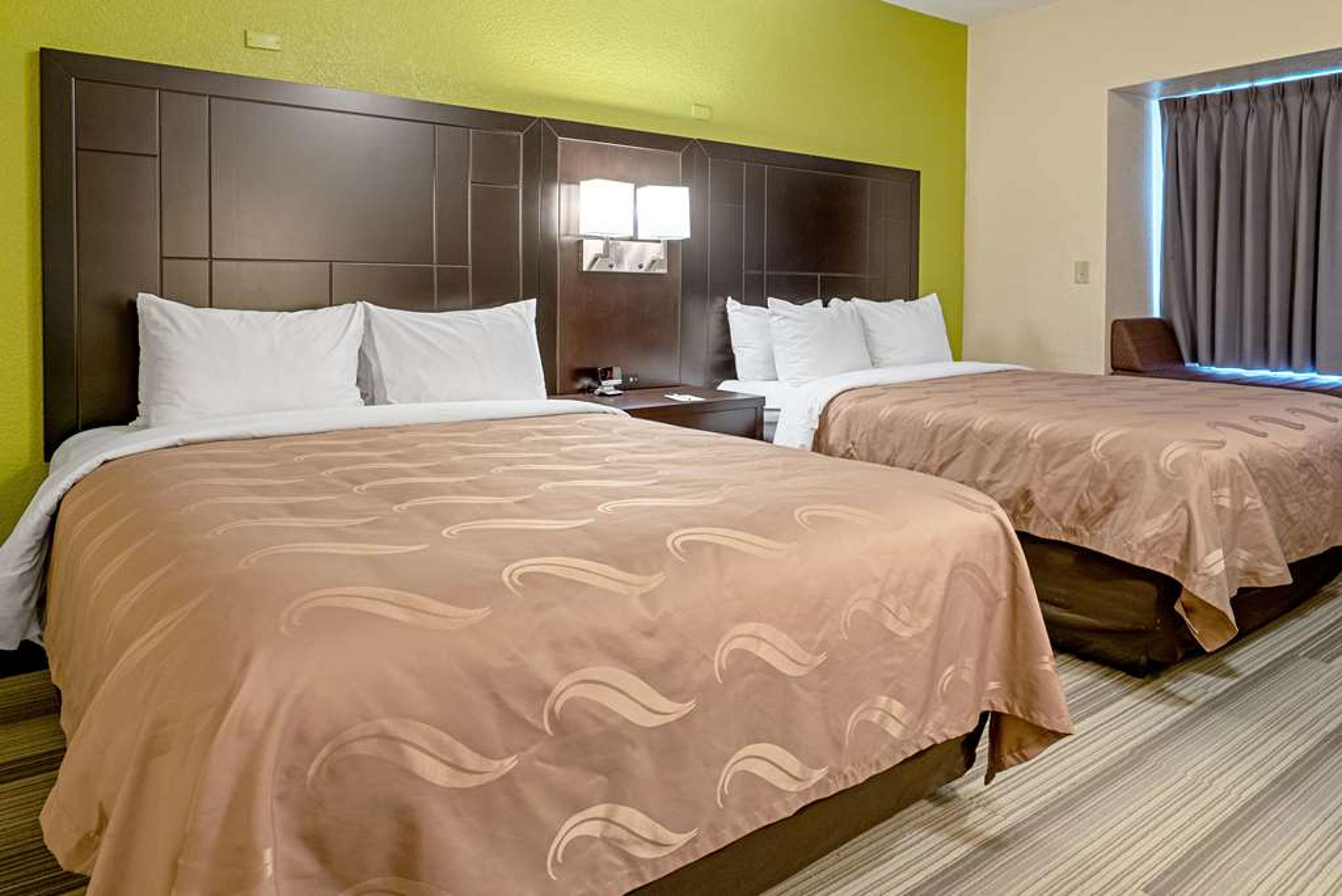 QUALITY INN AND SUITES ROBBINSVILLE