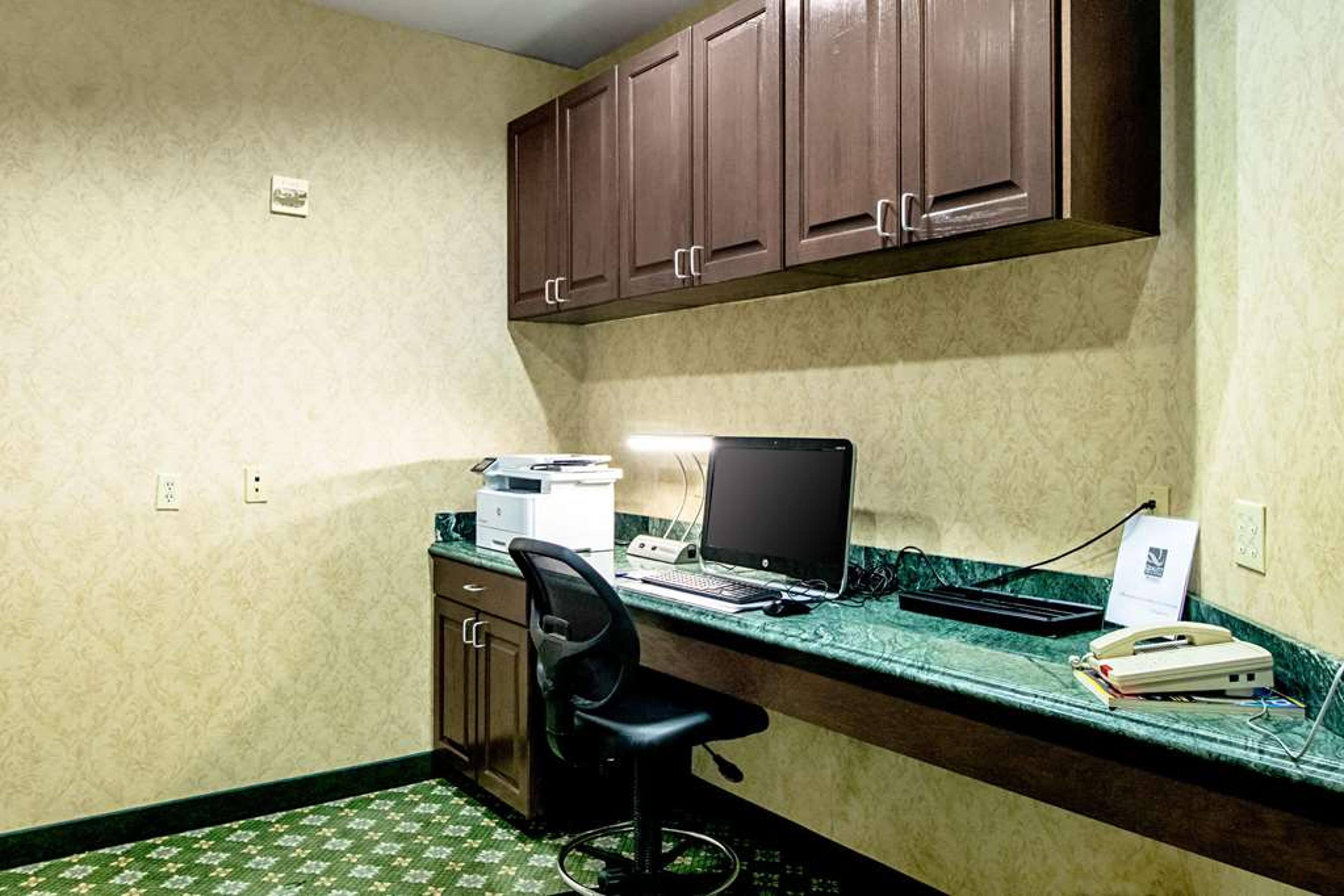 Hotel Photo 5