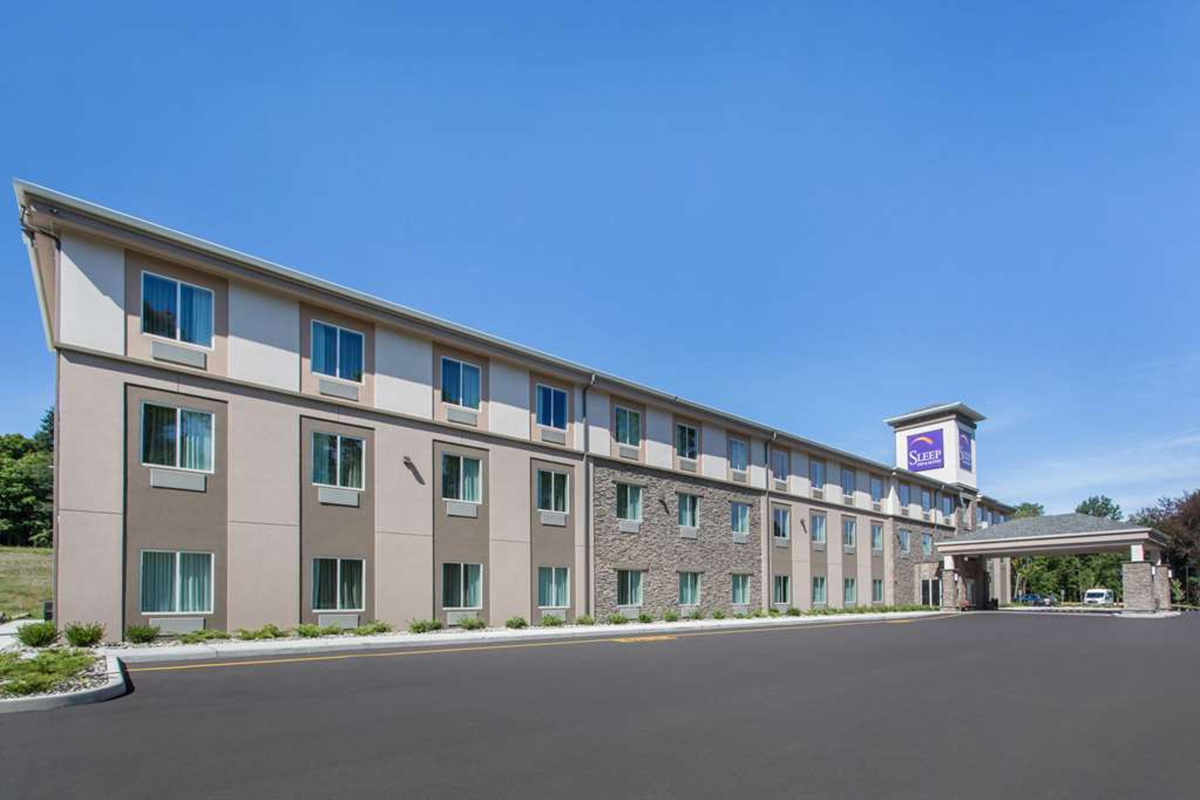 SLEEP INN AND SUITES MONROE - WOODB