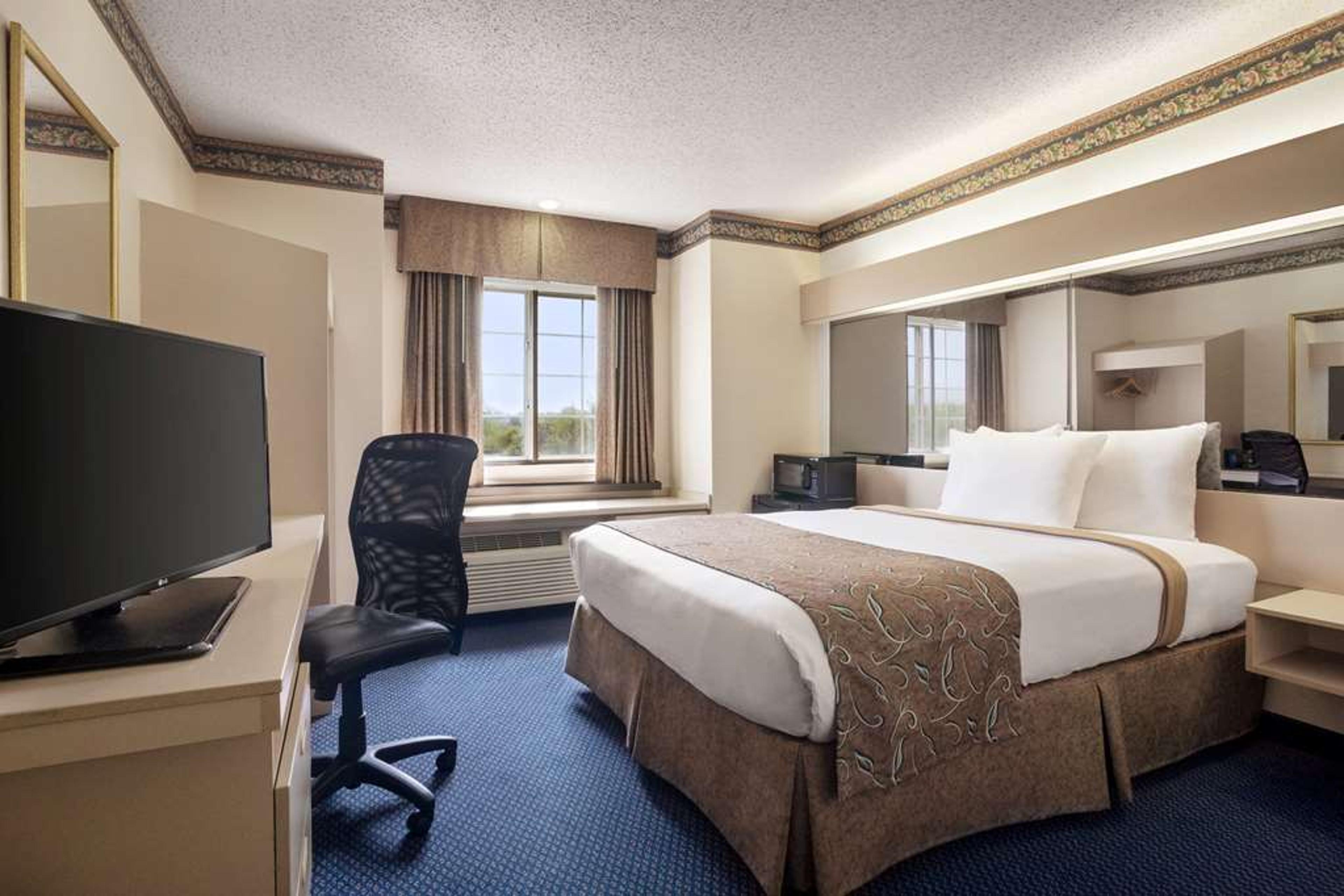 TRAVELODGE BY WYNDHAM FORT SCOTT