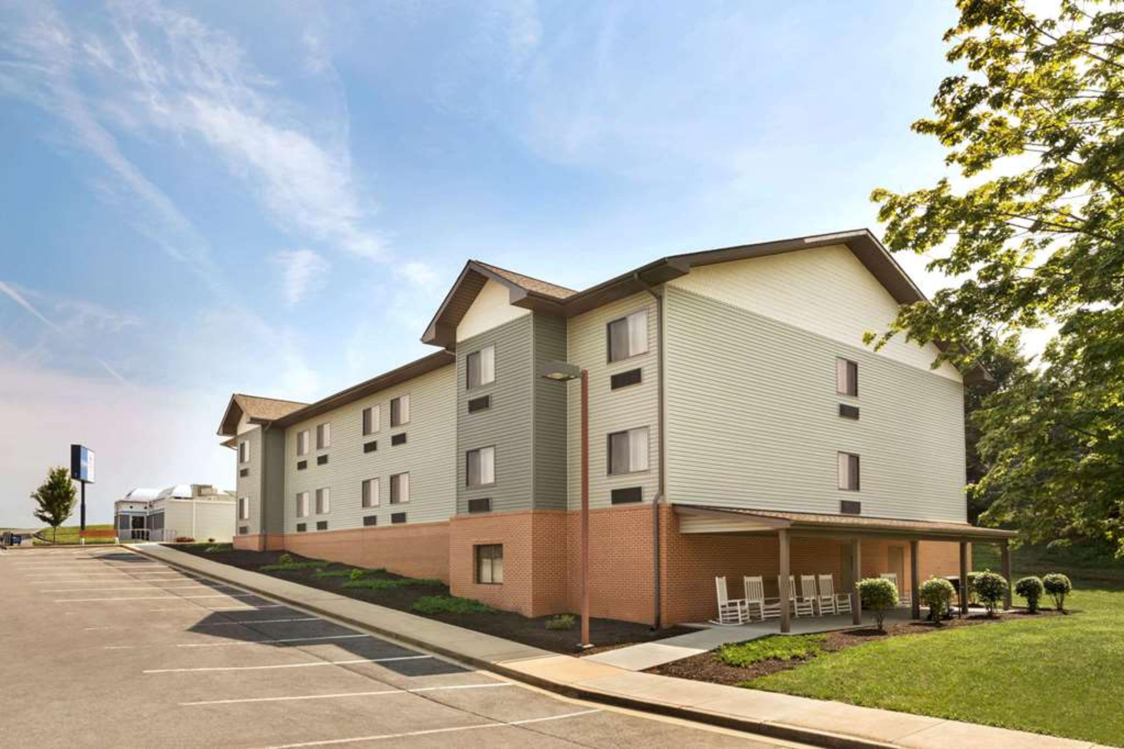 TRAVELODGE BY WYNDHAM BRUNSWICK NEA