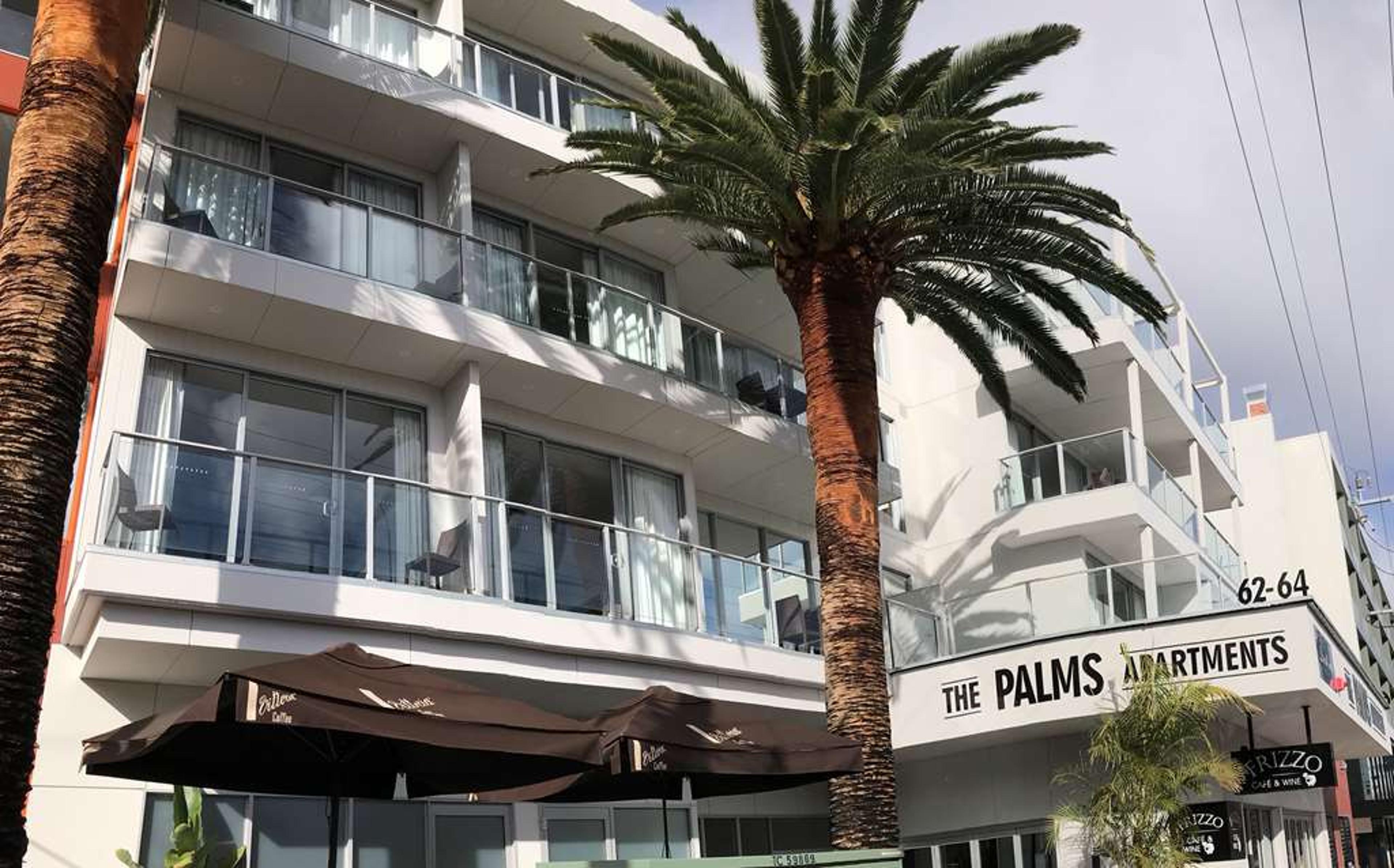 THE PALMS APARTMENTS