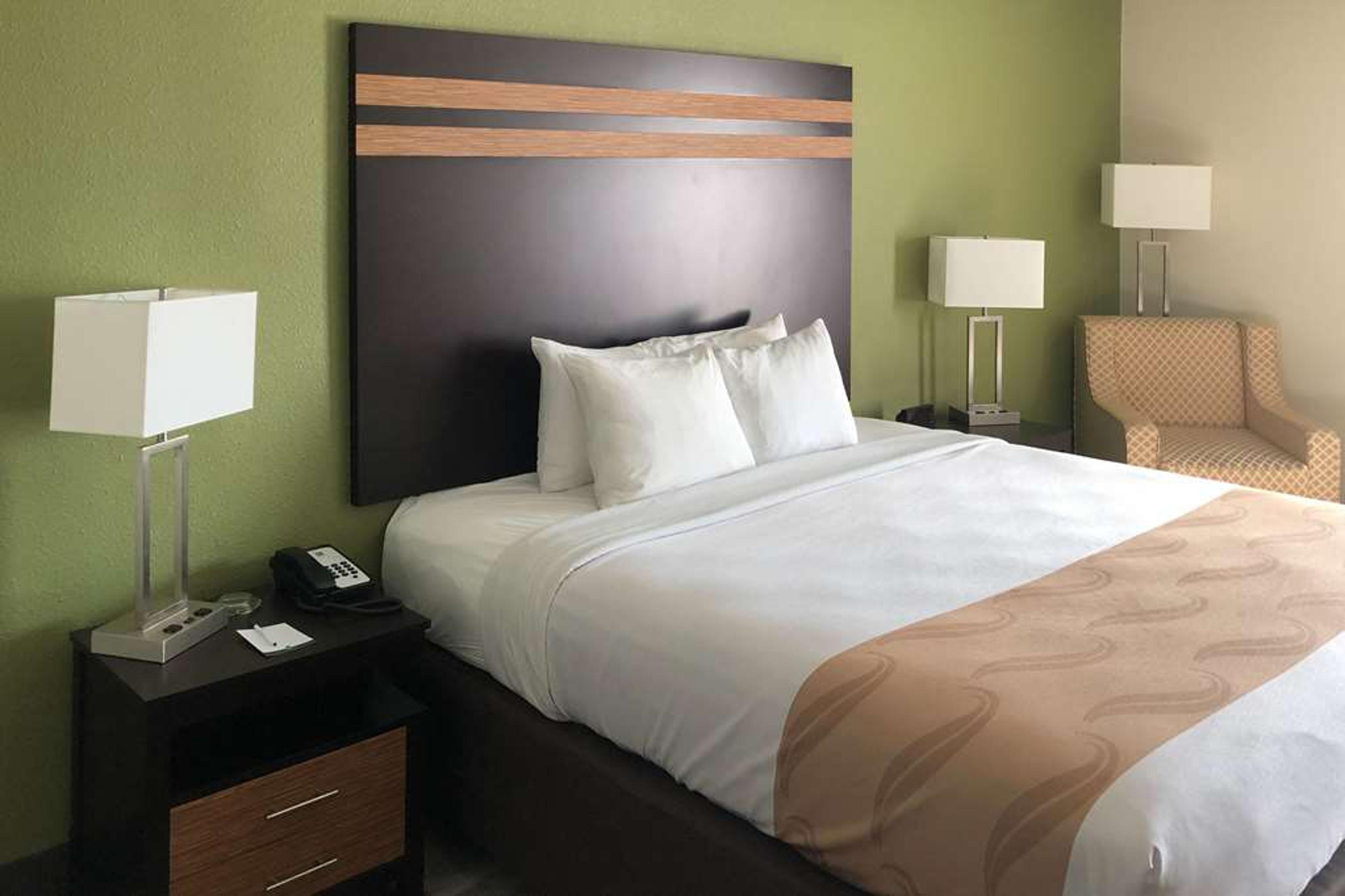 QUALITY INN AND SUITES MT VERNON