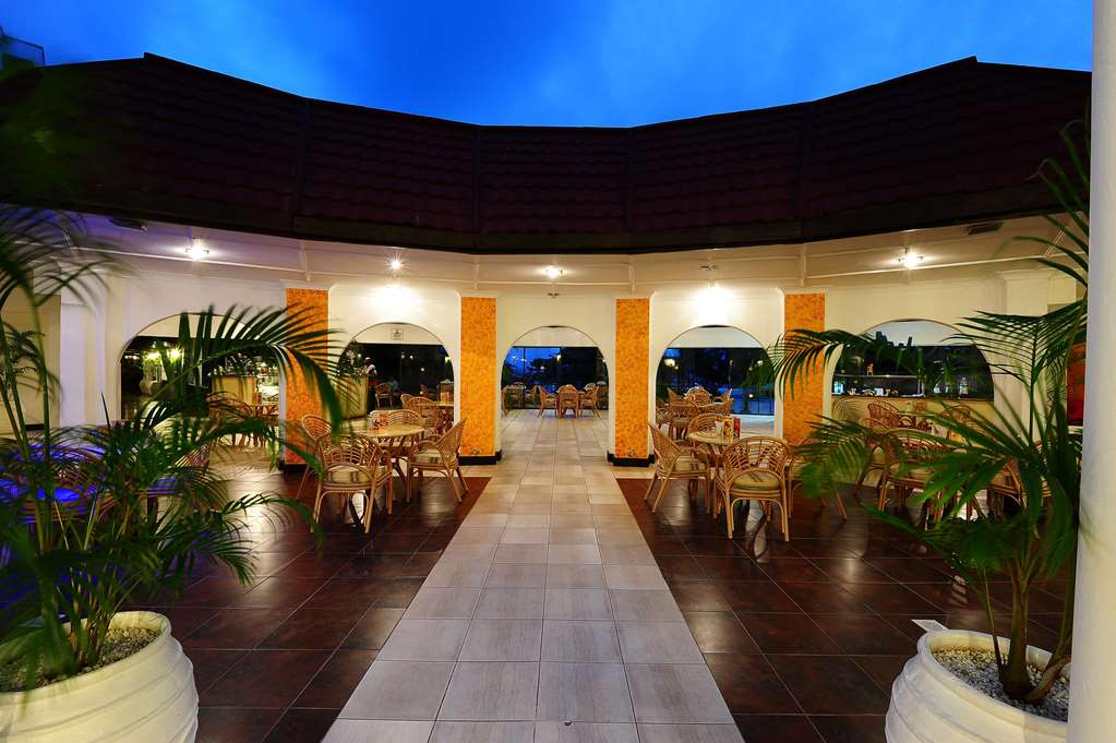COCOA LUXURY RESORT