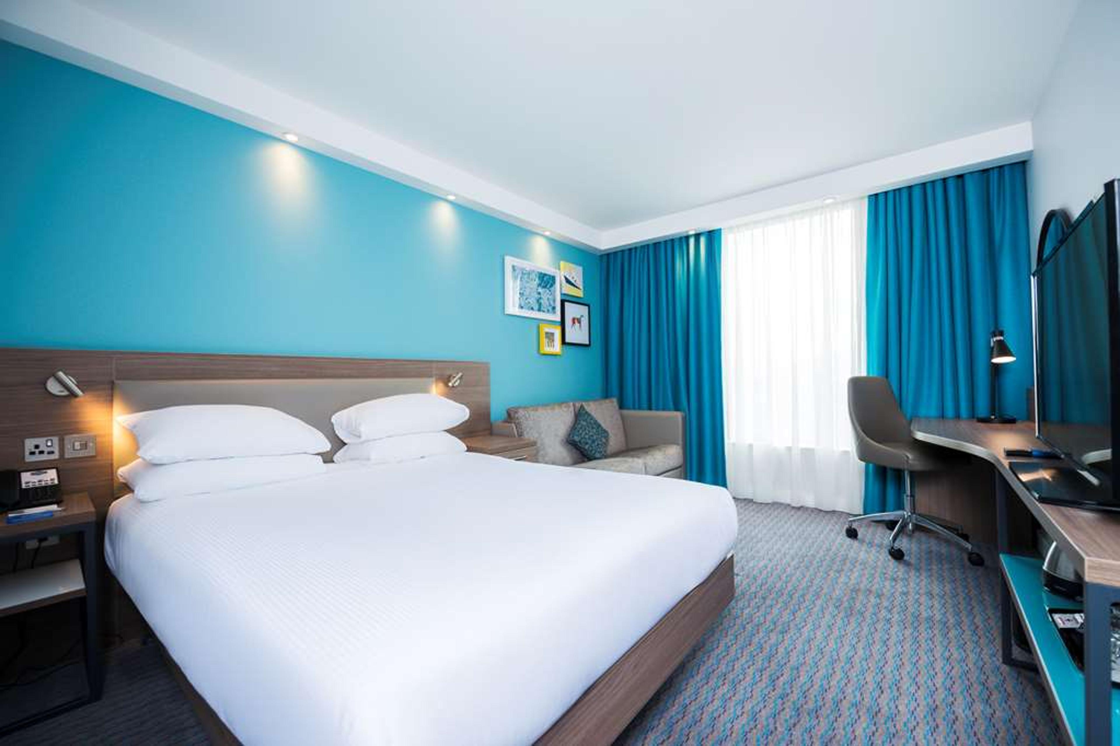 HAMPTON BY HILTON BELFAST CITY