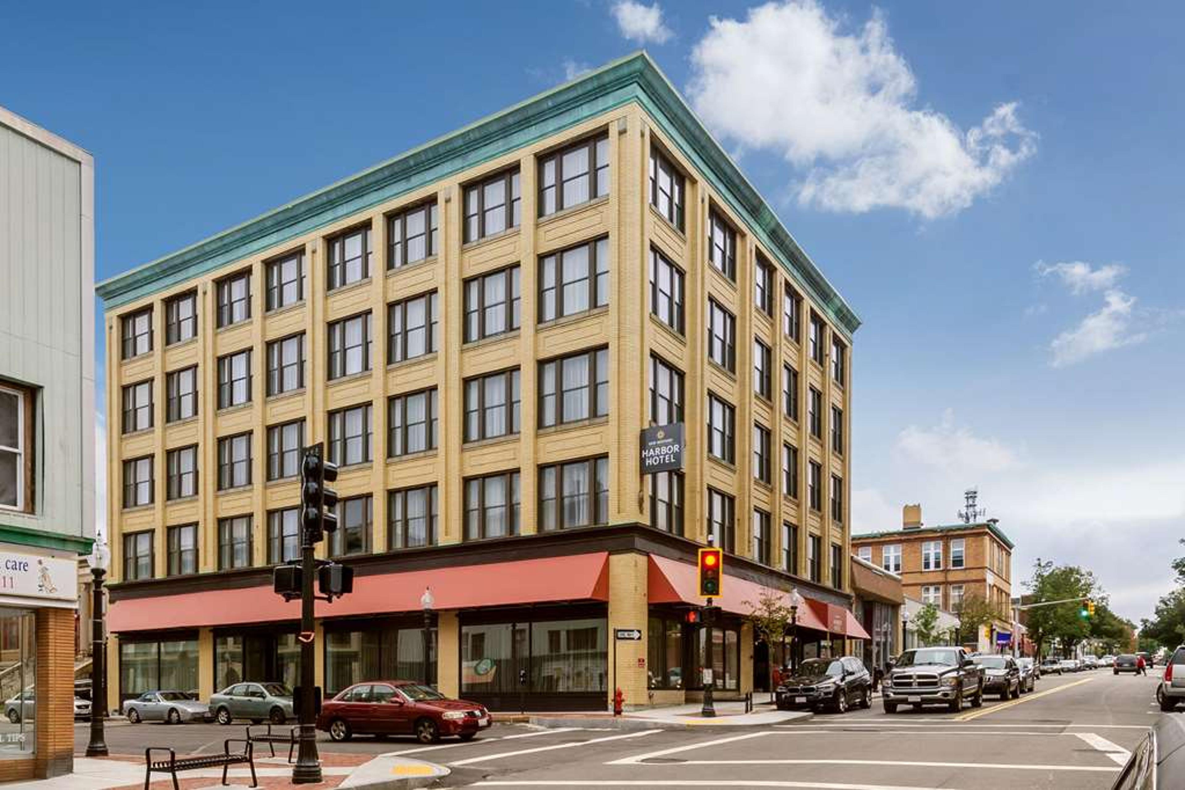 NEW BEDFORD HARBOR HOTEL AN ASCEND