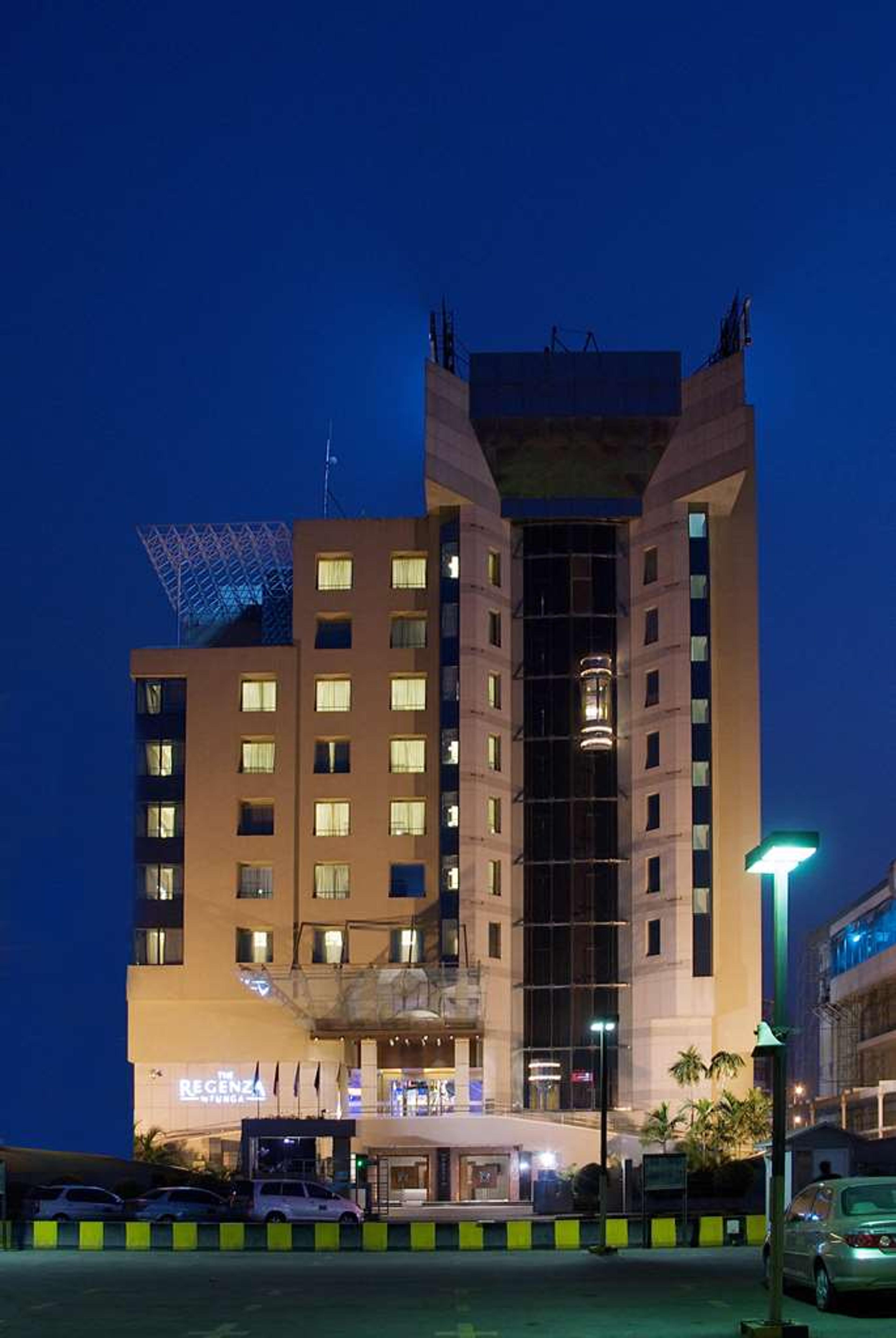 Hotel Photo 1