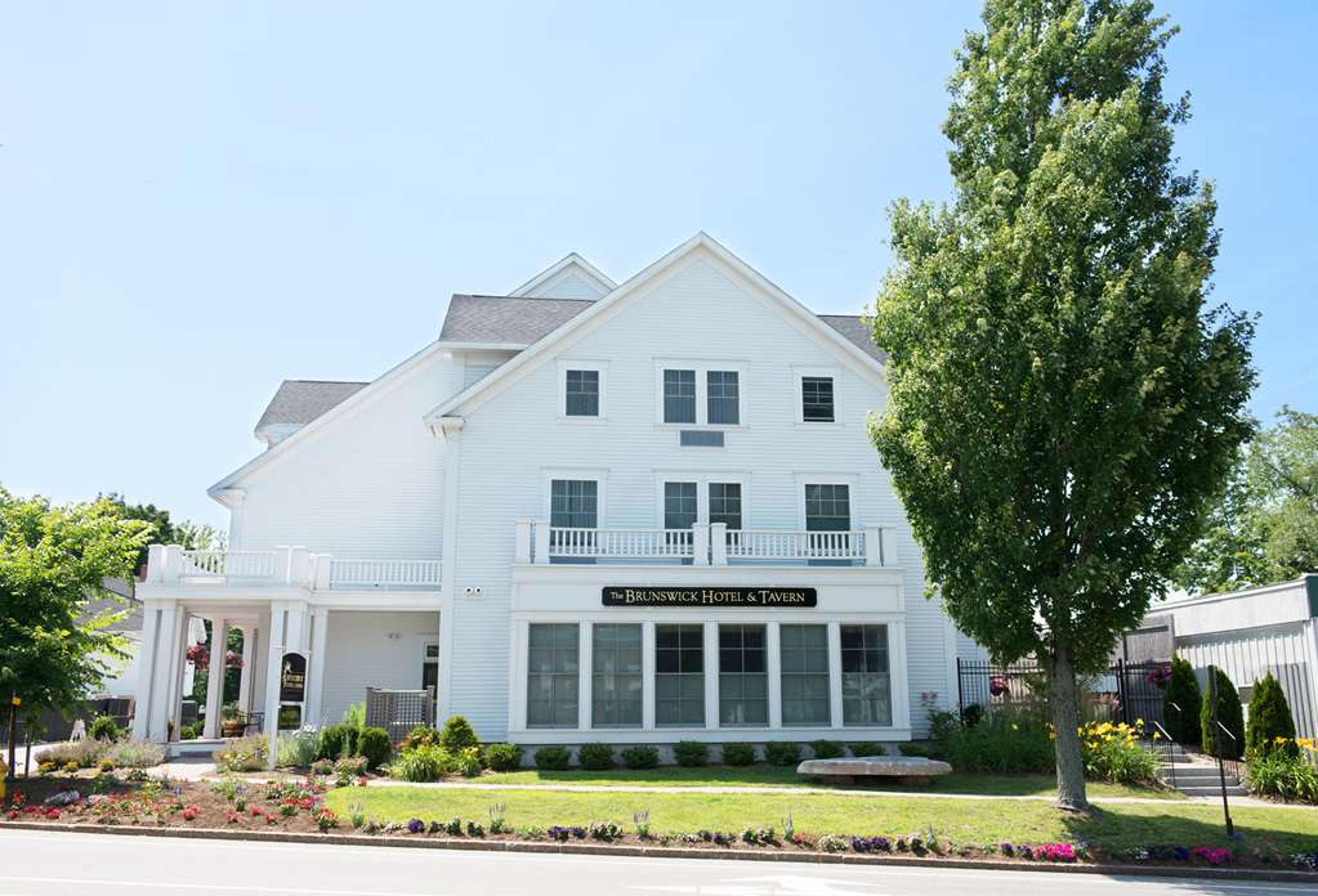 THE BRUNSWICK HOTEL