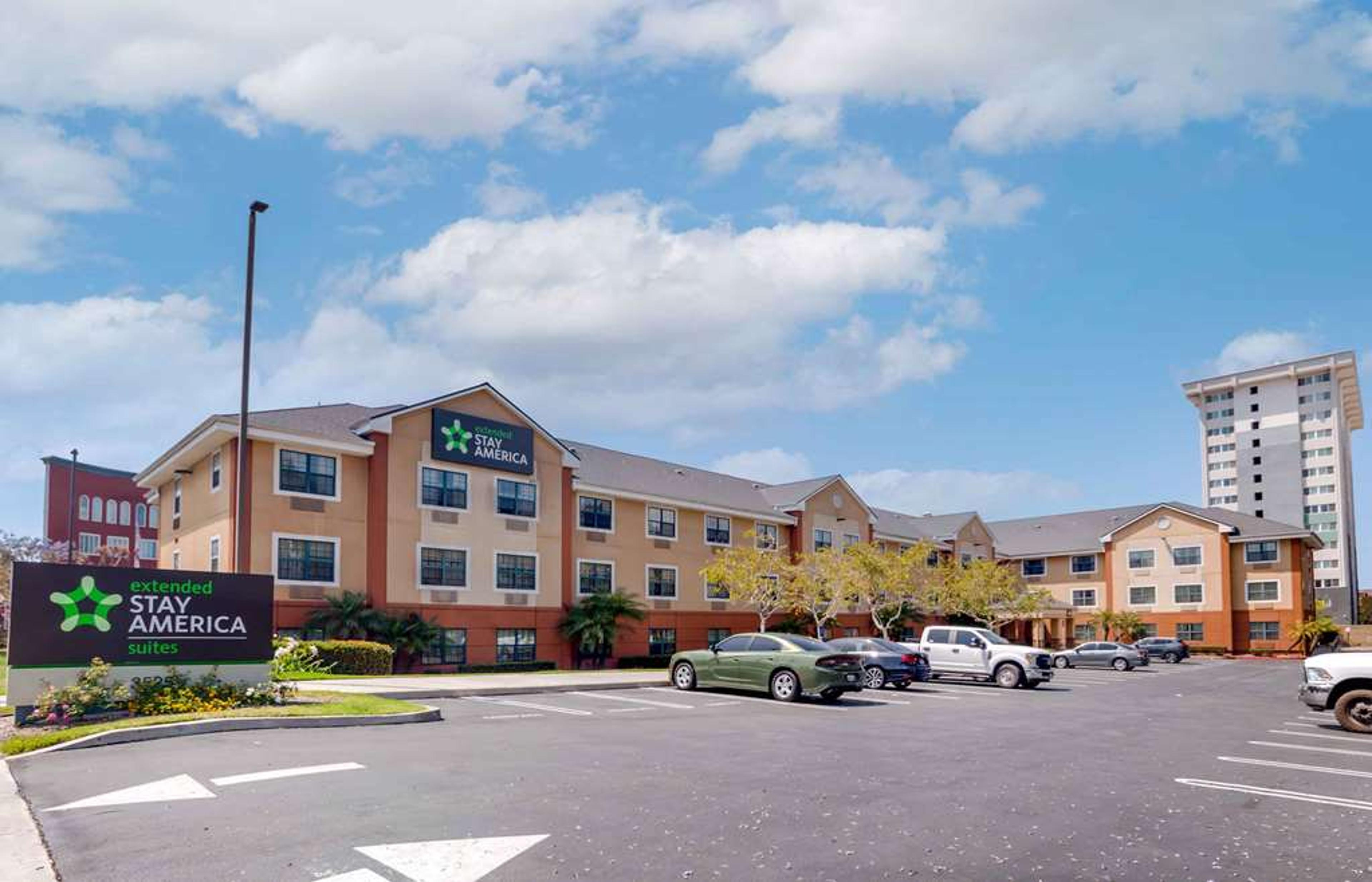 EXTENDED STAY AMERICA SUITES