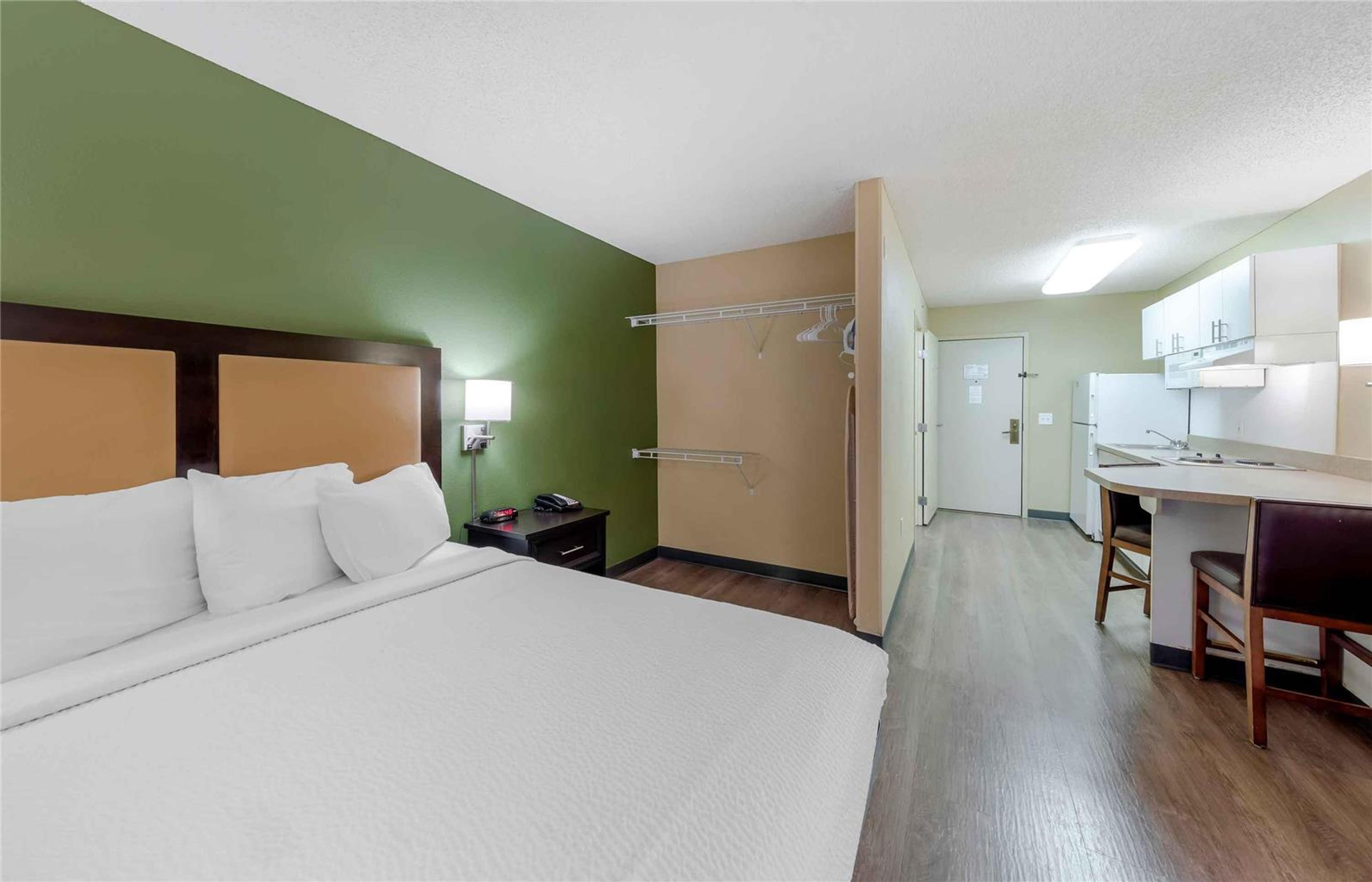 Extended Stay America Suites- Orange County - Cypress