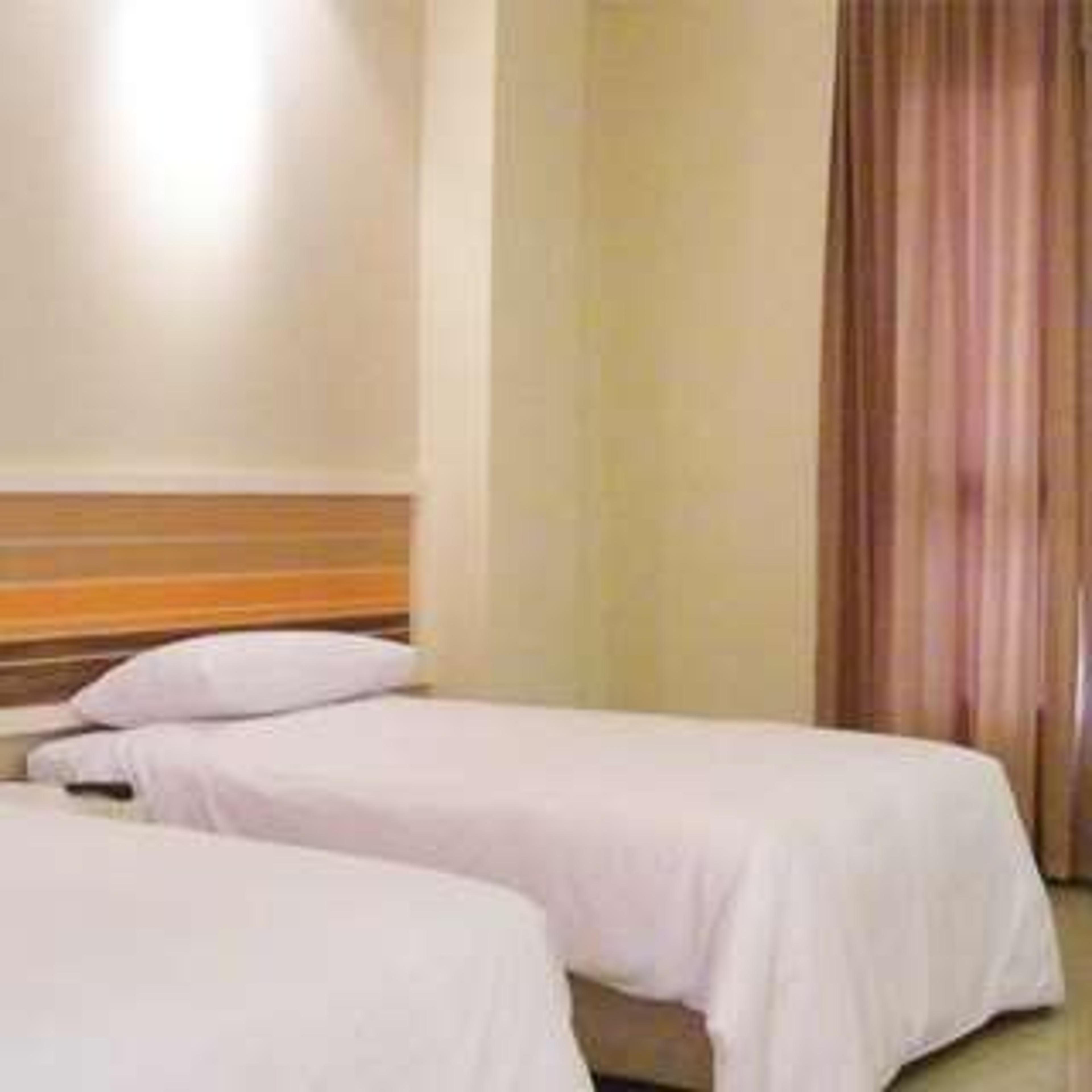 IMM HOTEL THAPHAE