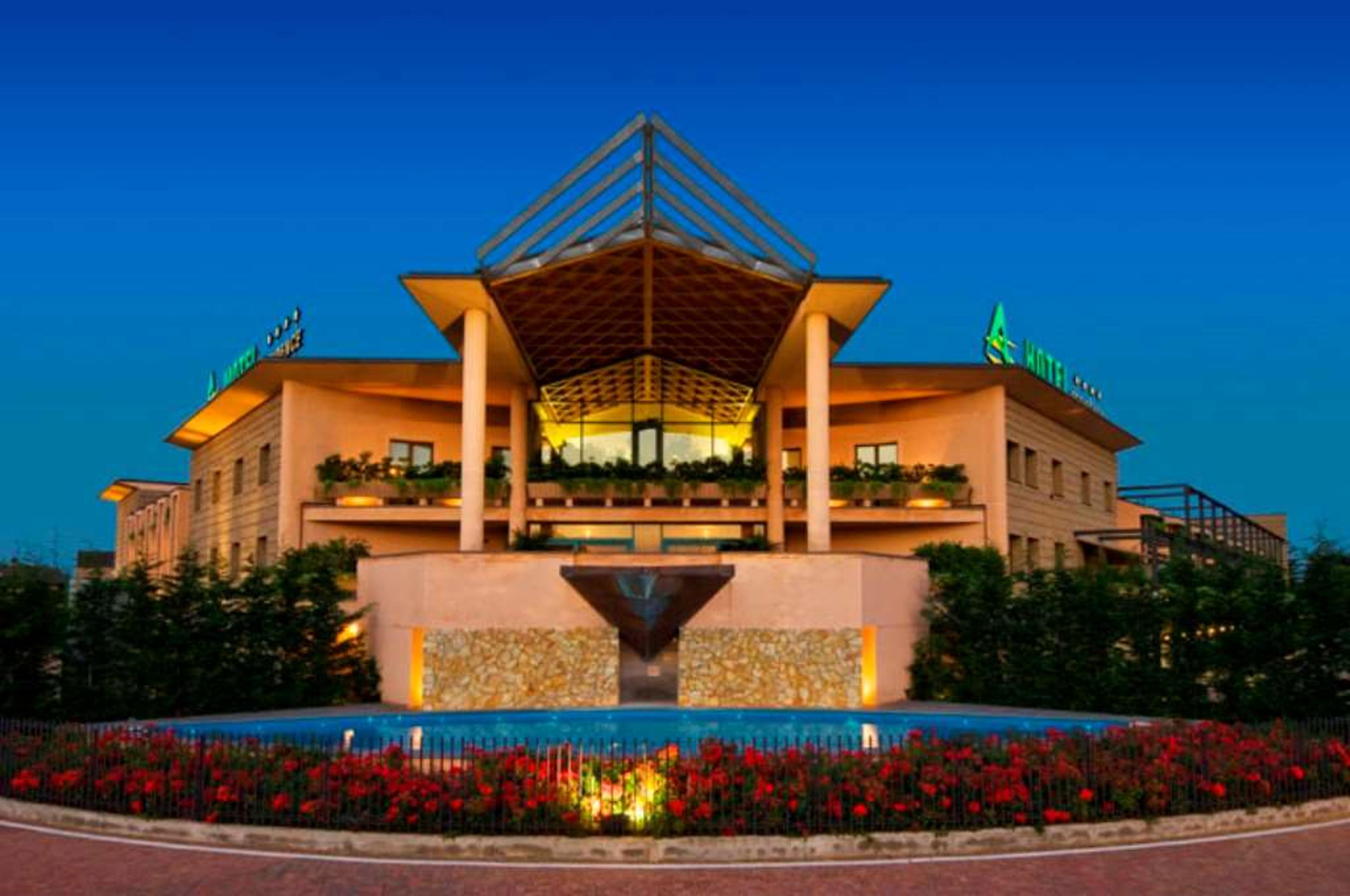 AS HOTEL CAMBIAGO