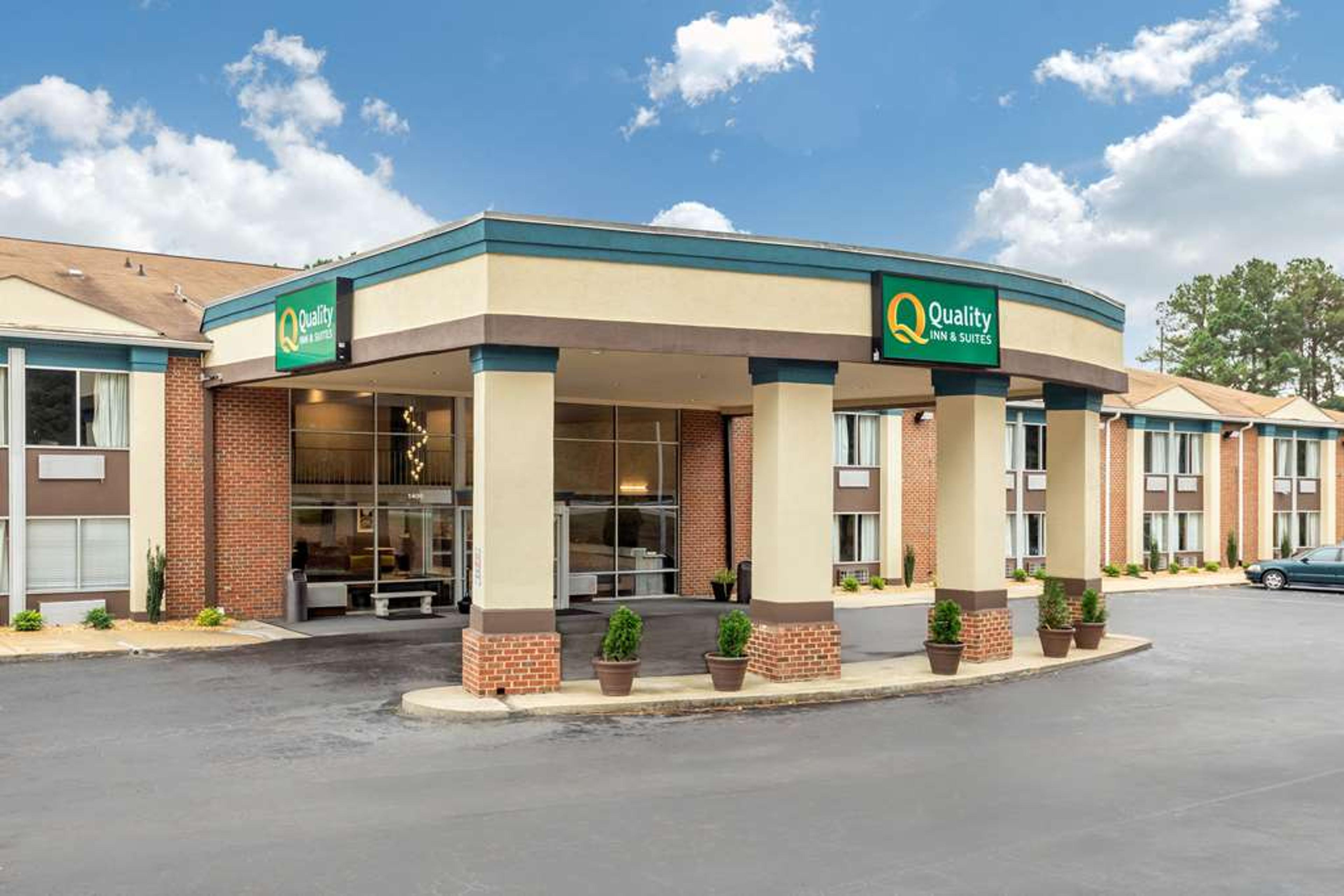 QUALITY INN AND SUITES APEX-HOLLY S