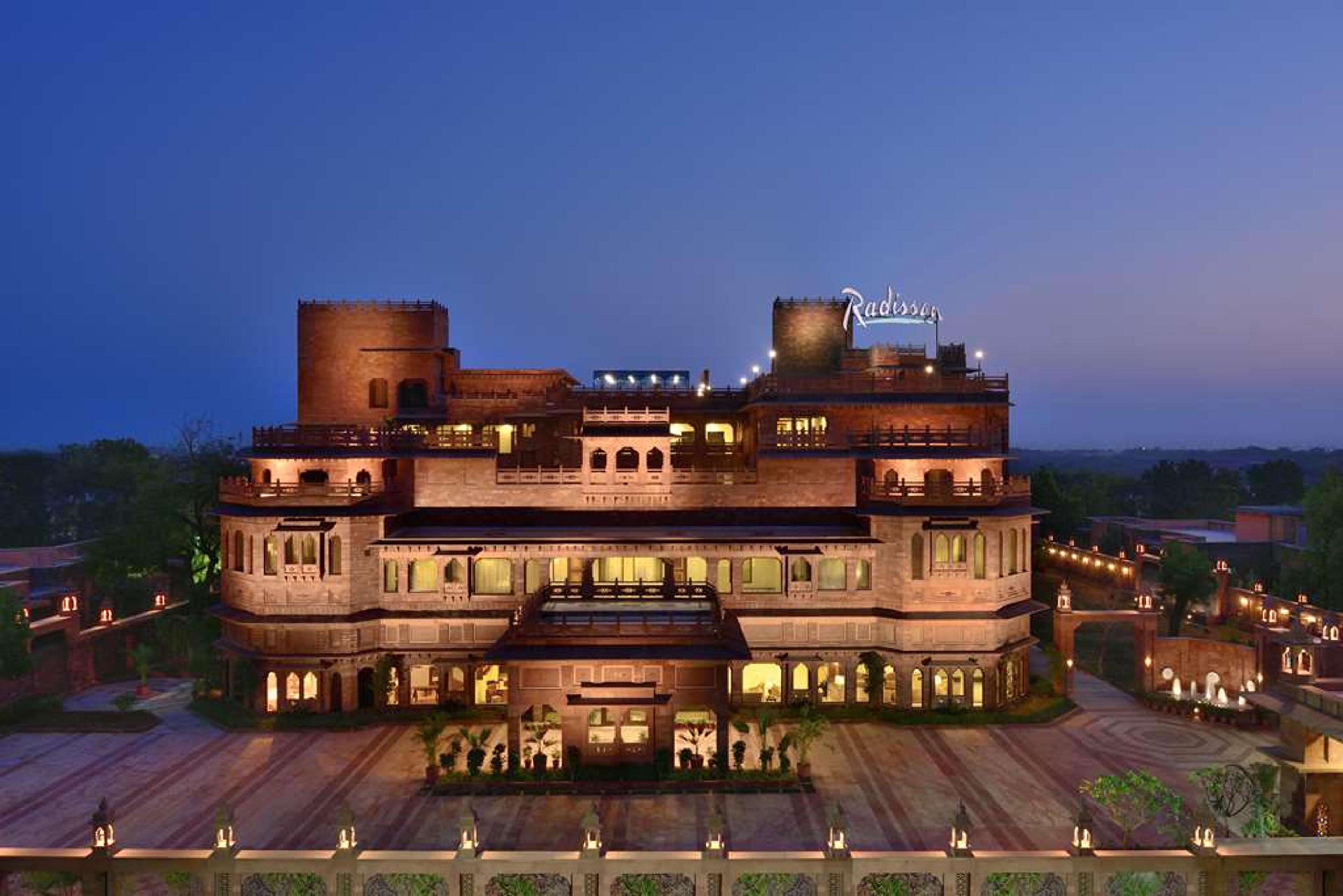 Hotel Photo 1