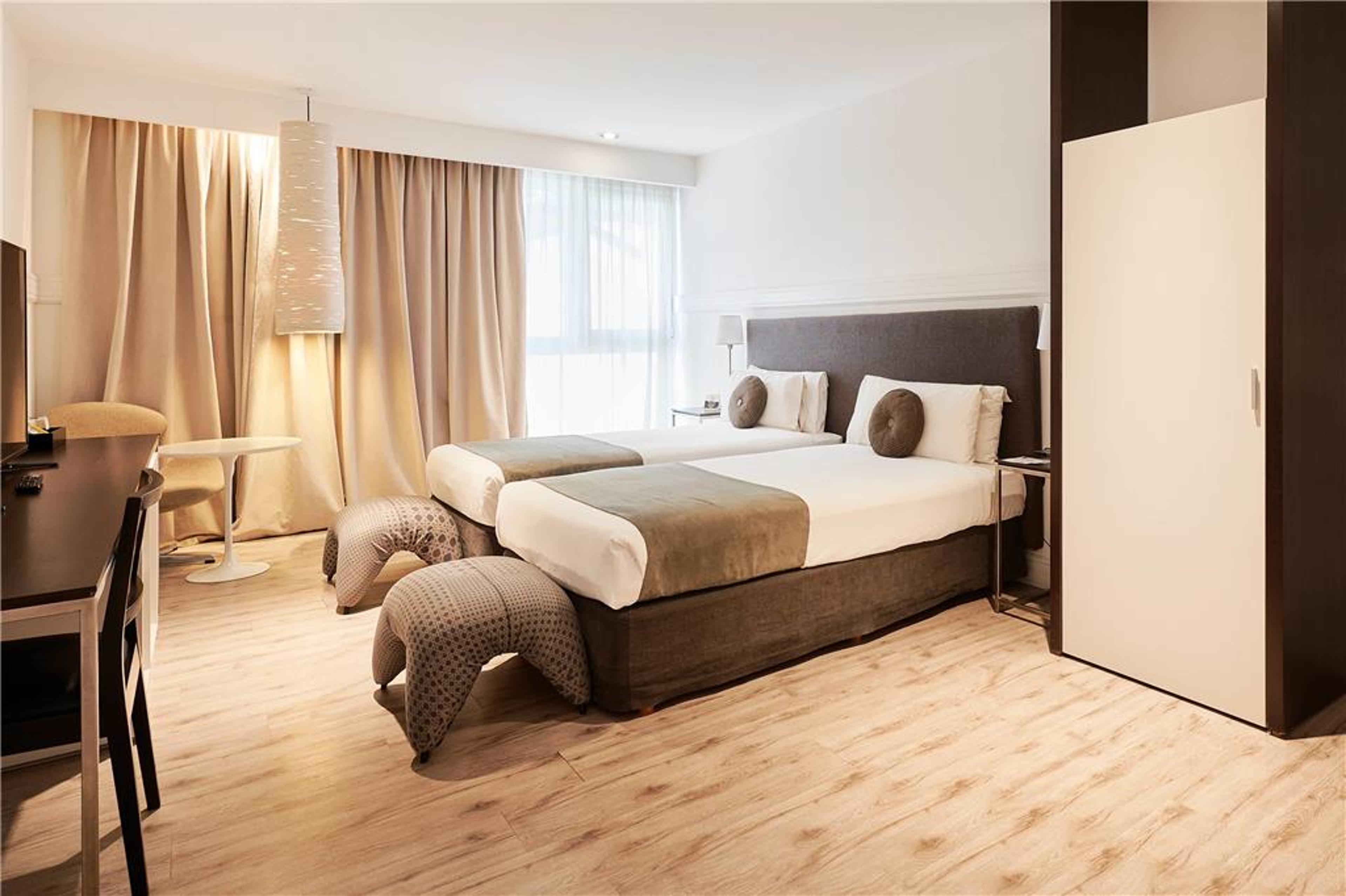 ESPLENDOR SAVOY ROSARIO