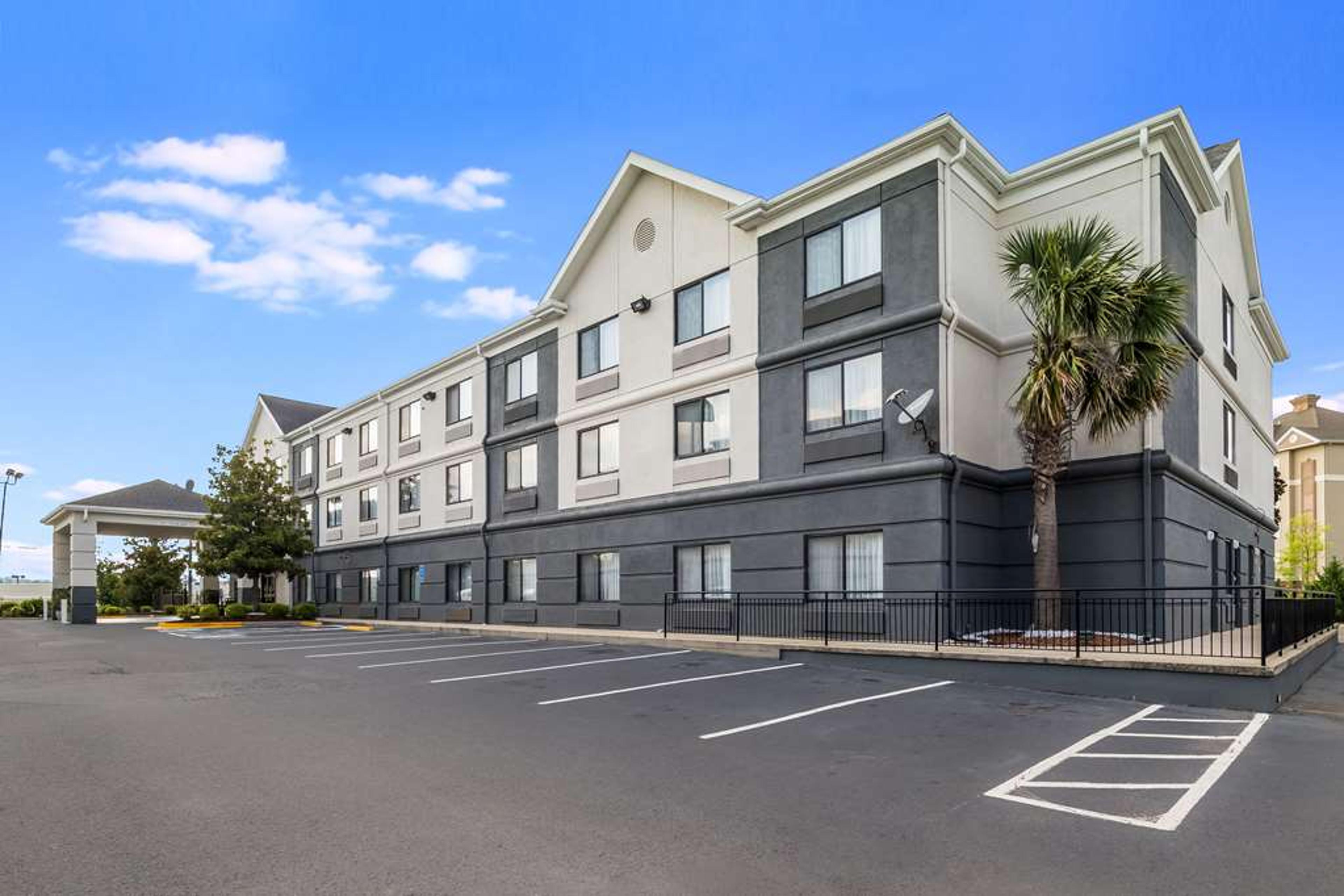 QUALITY INN AND SUITES AUGUSTA I-20