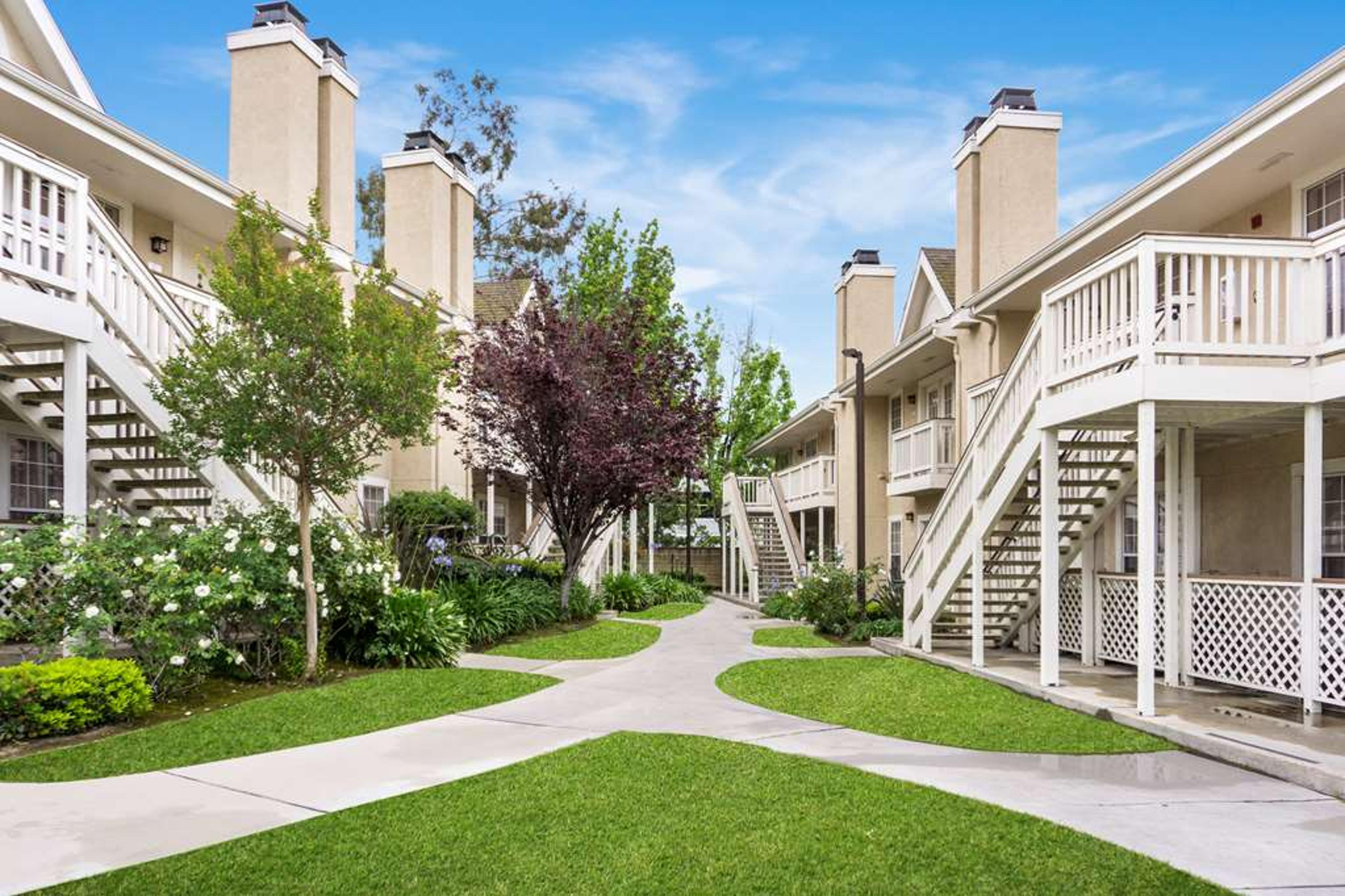 CHASE SUITE HOTEL BREA