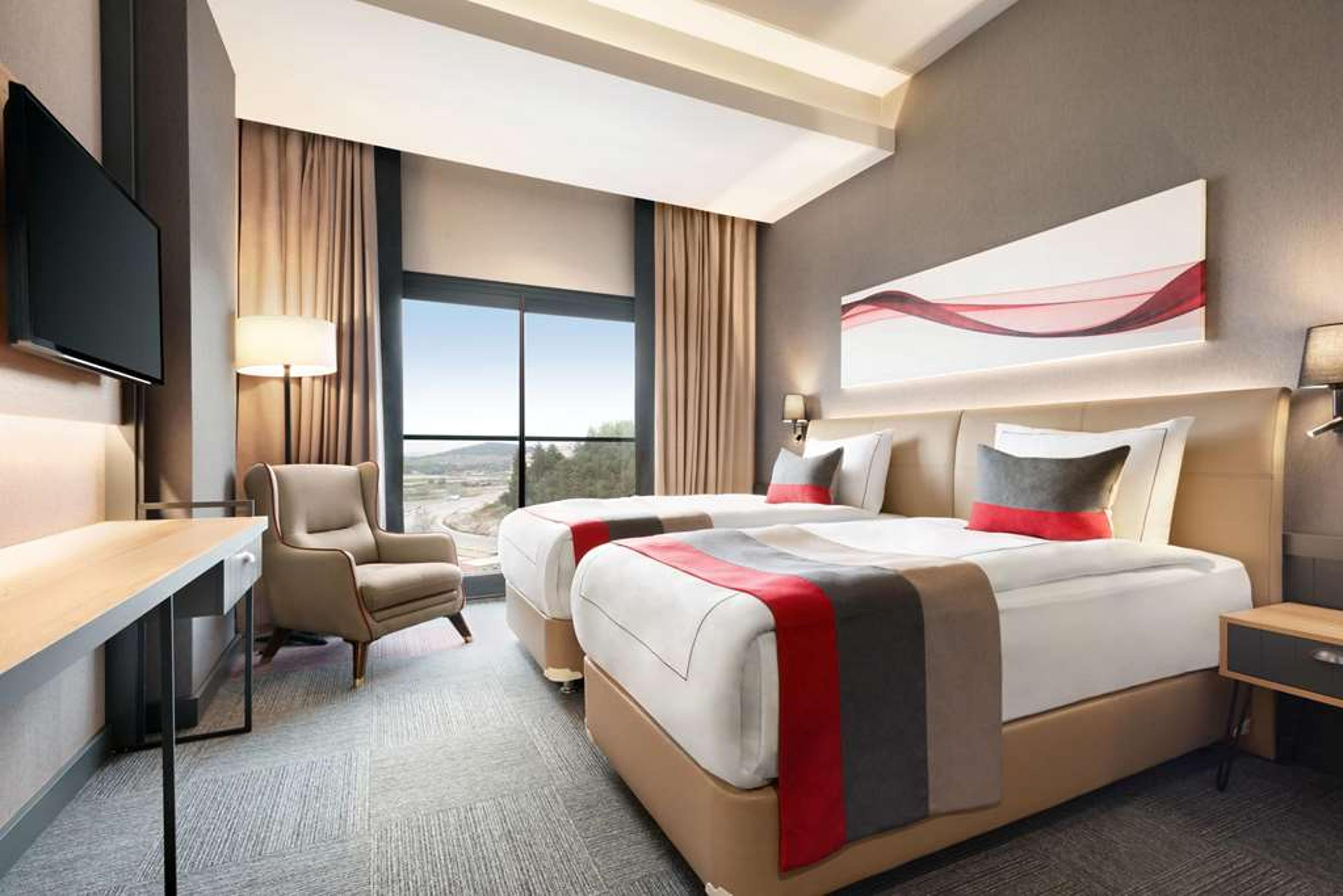 RAMADA BY WYNDHAM TIRE